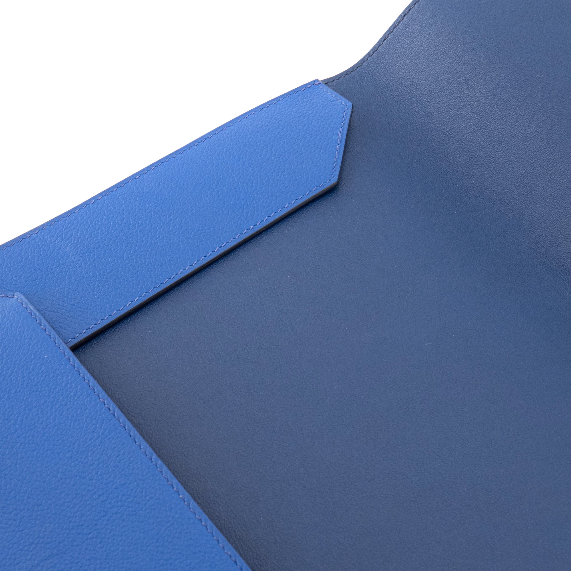 HERMÈS - Pochette Hermès en cuir evercolor bleu