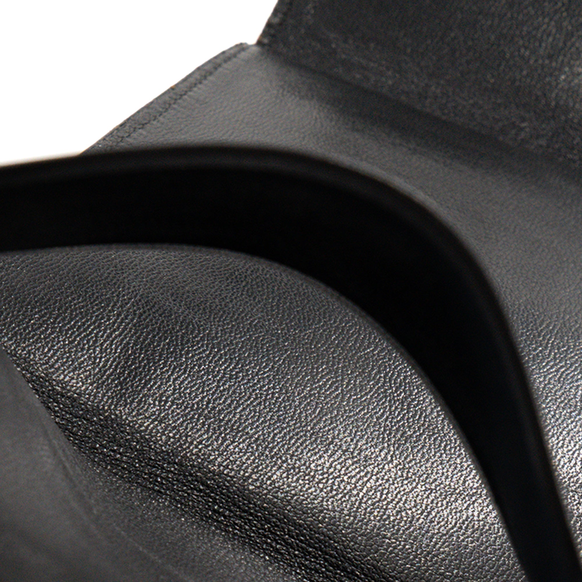 HERMÈS - Porte-chéquier Hermès en cuir lisse noir vintage