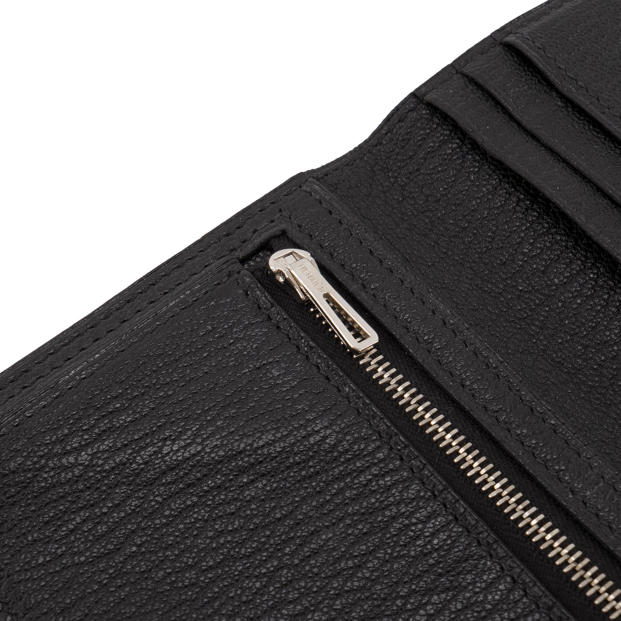 HERMÈS - Portefeuille Béarn Compact Hermès en cuir de chèvre noir