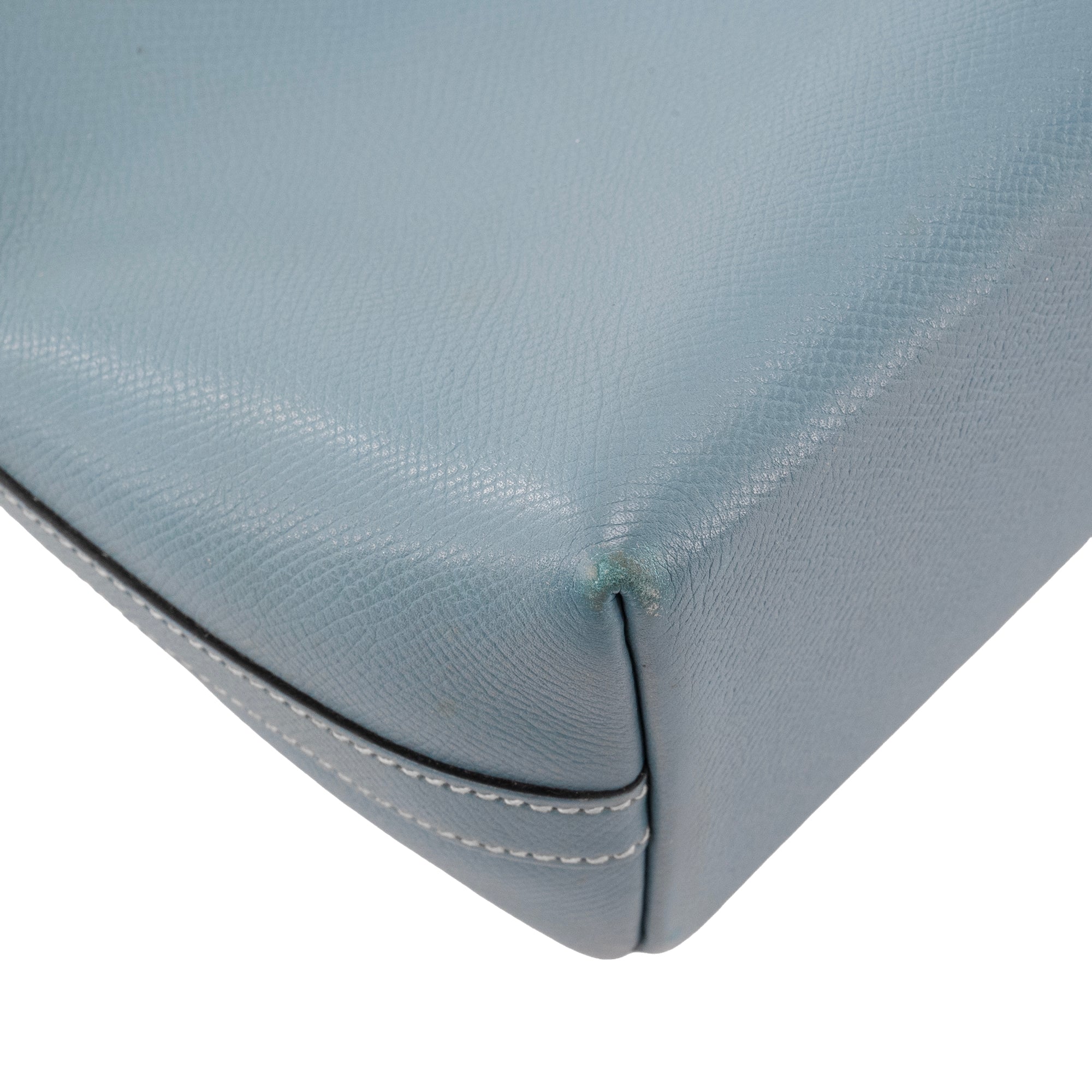 HERMÈS - Sac à bandoulière Berlingot Hermès en cuir epsom bleu