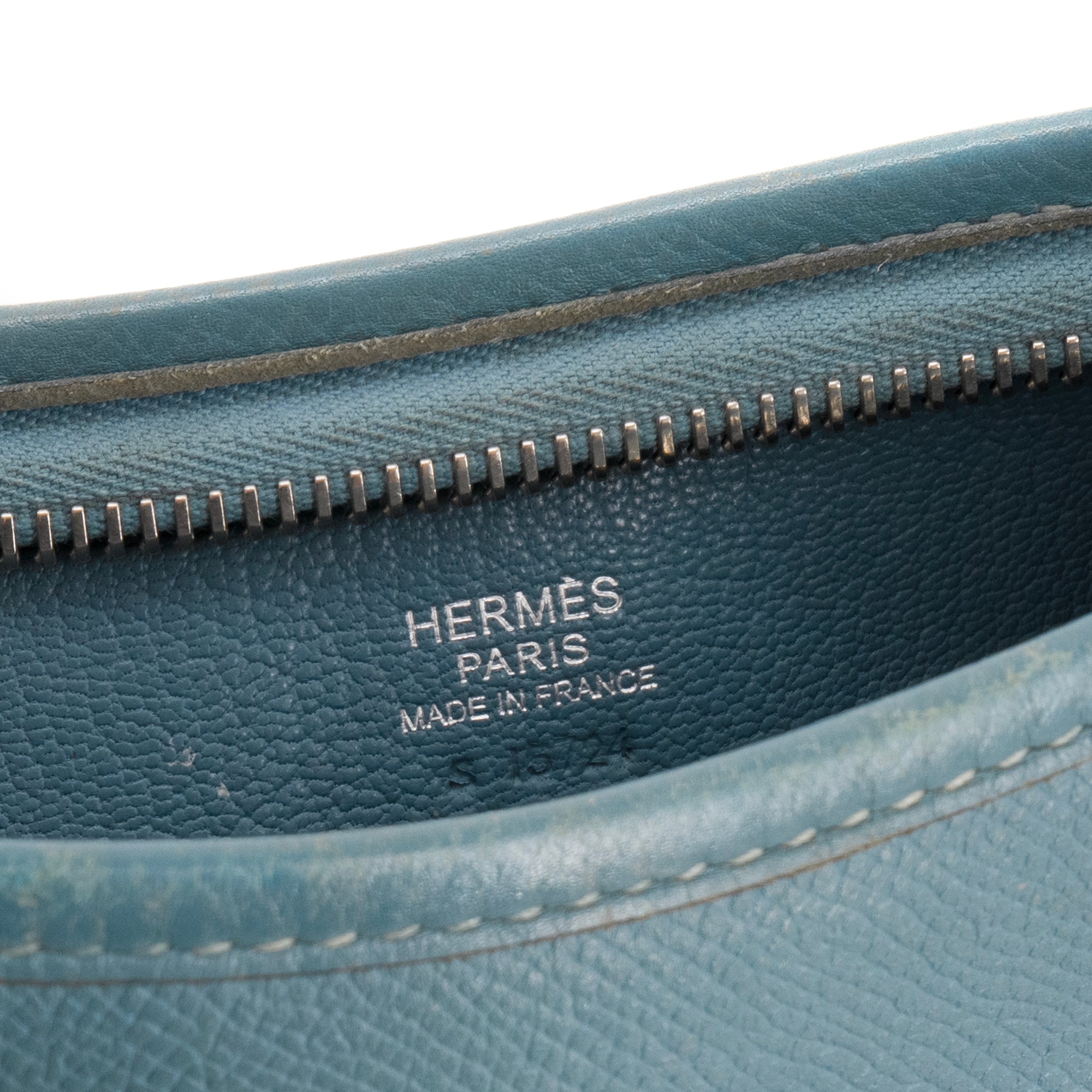 HERMÈS - Sac à bandoulière Berlingot Hermès en cuir epsom bleu