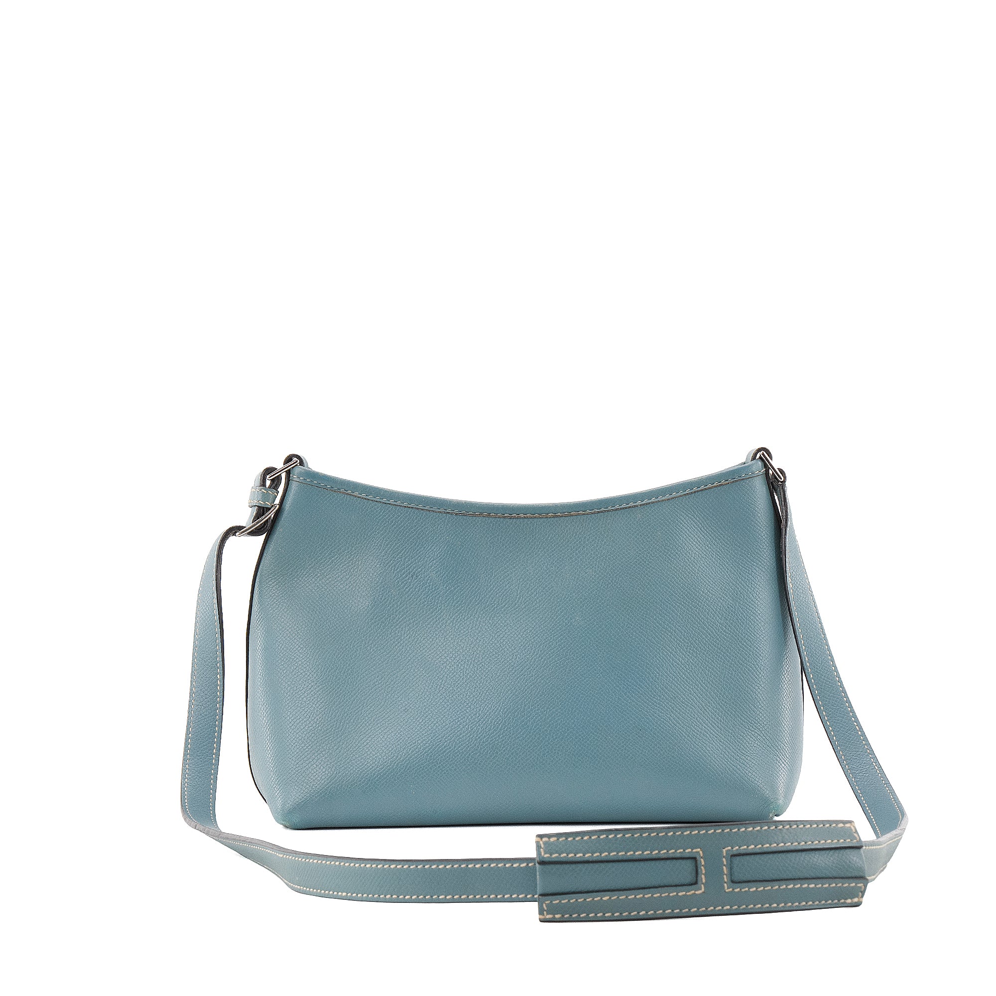 HERMÈS - Sac à bandoulière Berlingot Hermès en cuir epsom bleu