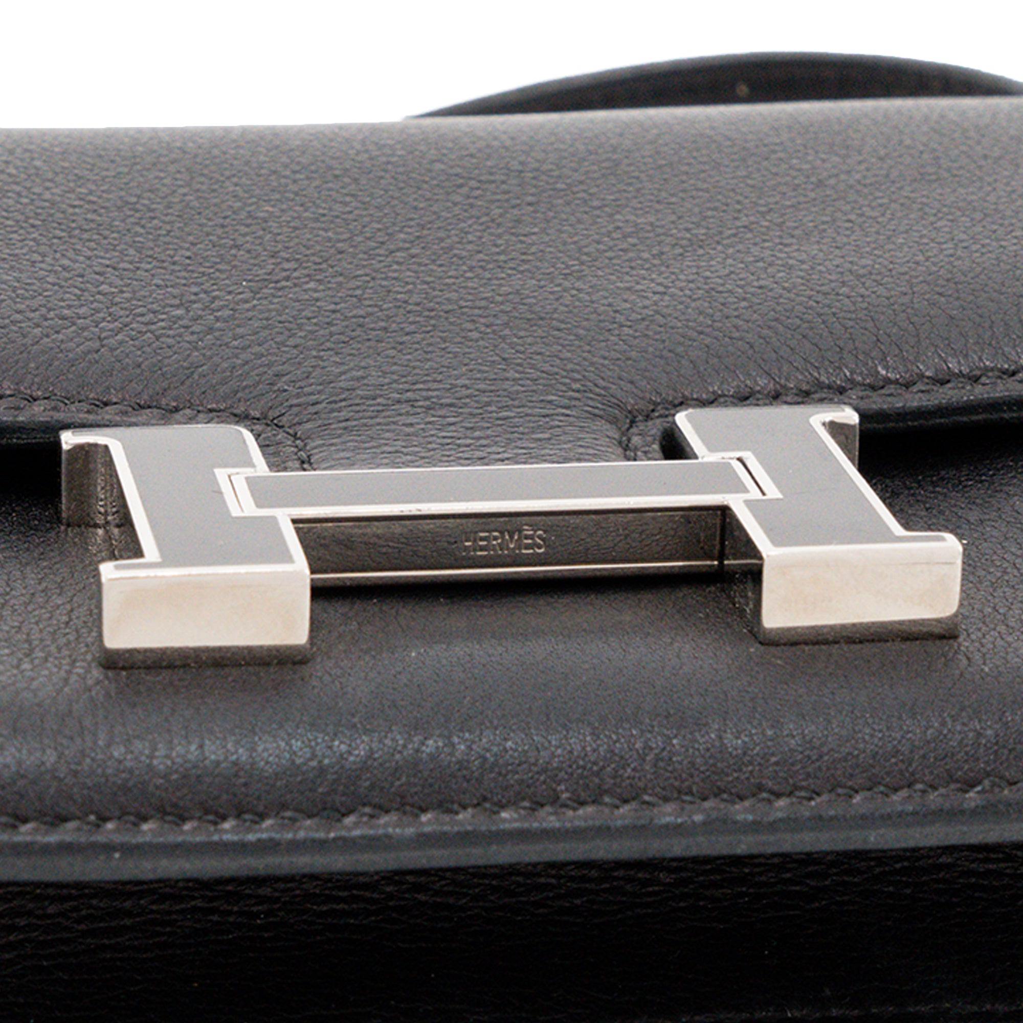 HERMÈS - Sac à bandoulière Constance 14 micro Hermès en cuir swift noir