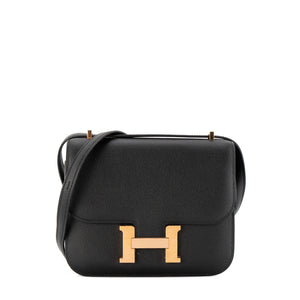 HERMÈS - Sac à bandoulière Constance 18 Hermès en cuir epsom noir