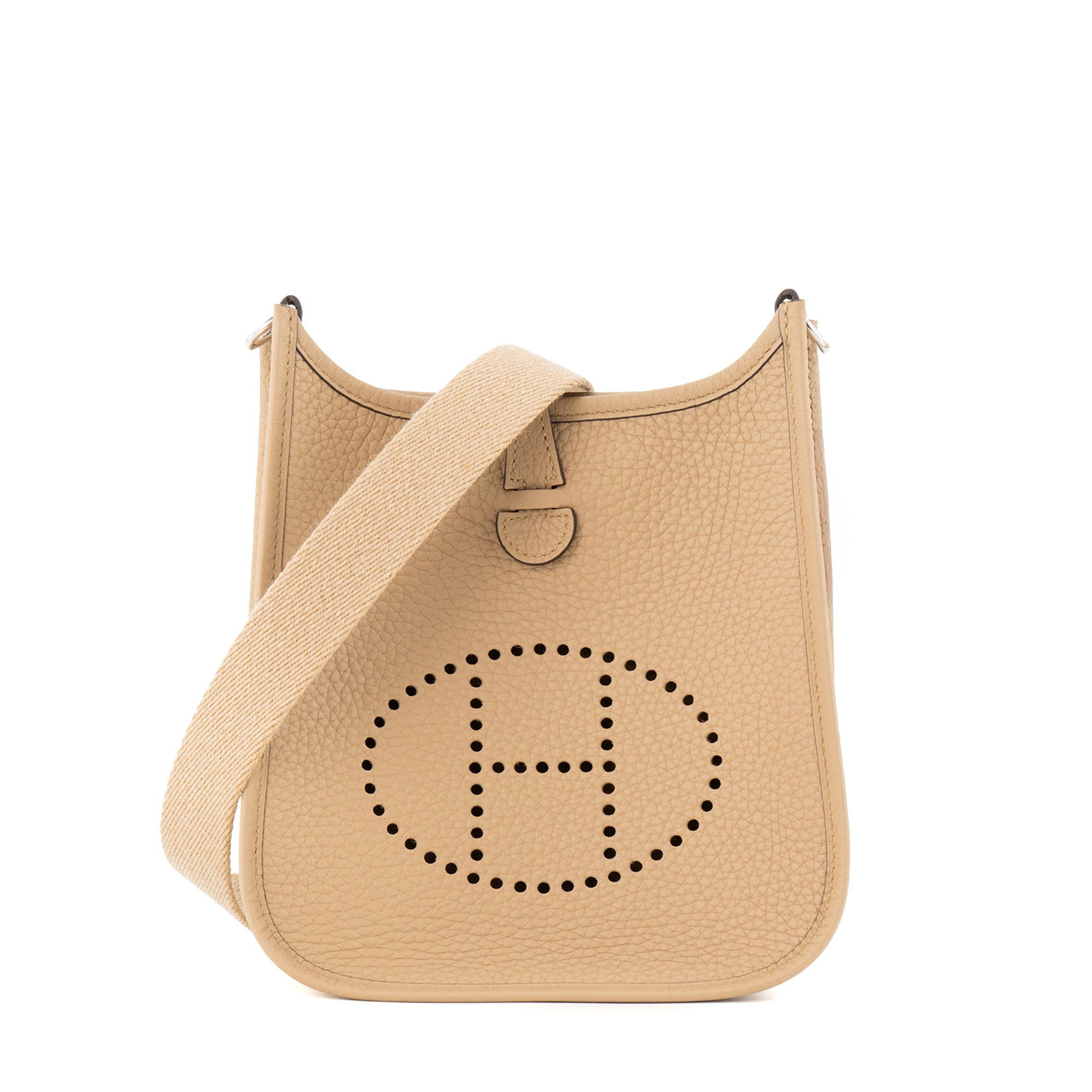 HERMÈS - Sac à bandoulière Evelyne 16 Amazone Hermès en cuir clémence poussière