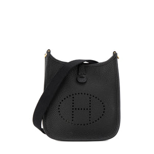 HERMÈS - Sac à bandoulière Evelyne 16 Hermès en cuir clémence noir