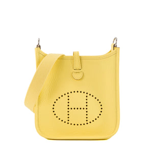 HERMÈS - Sac à bandoulière Evelyne 16 Hermès en cuir clémence jaune limoncello