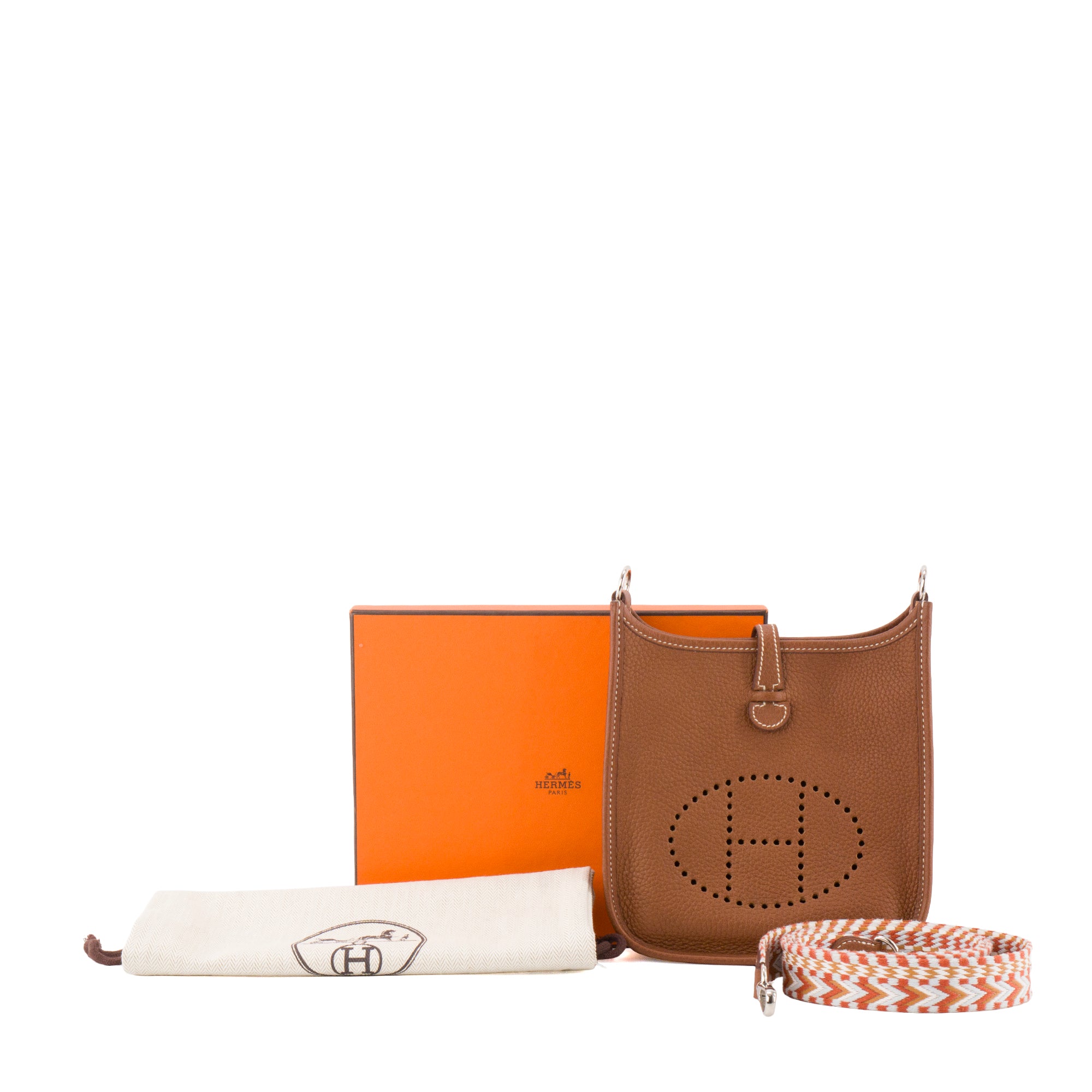 HERMÈS - Sac à bandoulière Evelyne 16 Hermès en cuir clémence marron gold