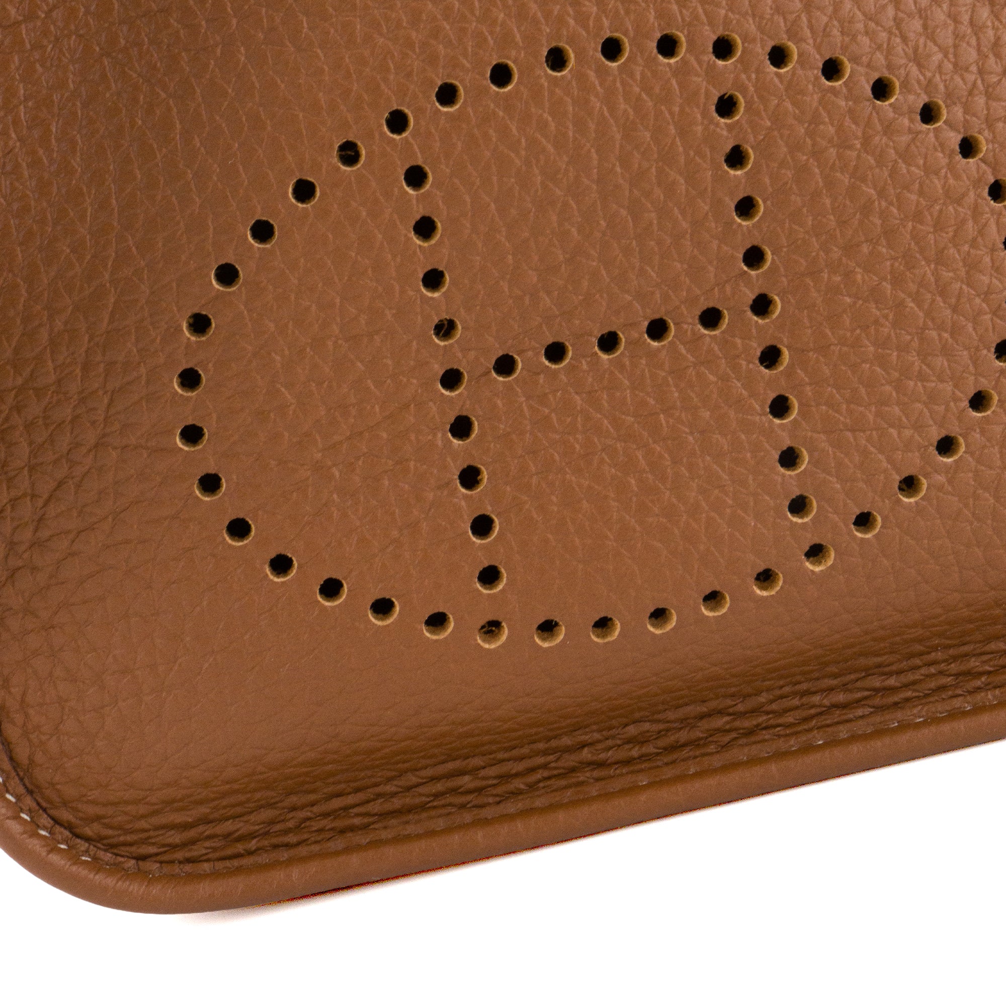 HERMÈS - Sac à bandoulière Evelyne 16 Hermès en cuir clémence marron gold