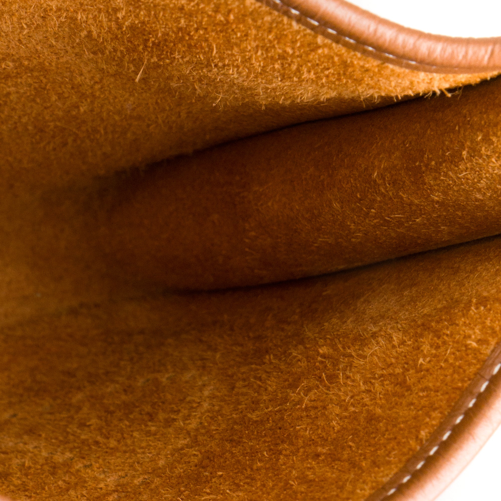 HERMÈS - Sac à bandoulière Evelyne 16 Hermès en cuir clémence marron gold