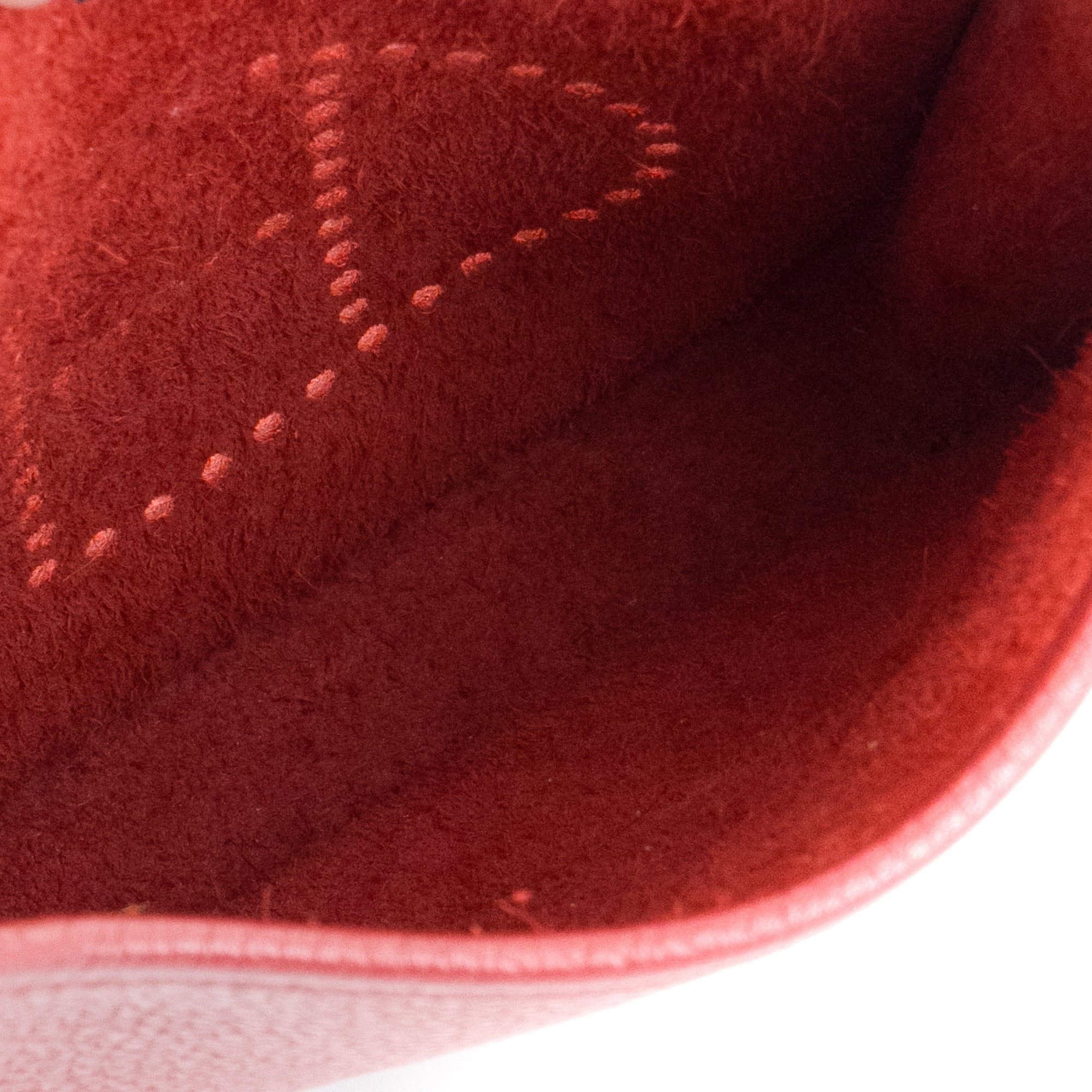 HERMÈS - Sac à bandoulière Evelyne 16 Mini Hermès en cuir clémence taurillon bordeaux