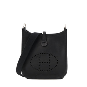 HERMÈS - Sac à bandoulière Evelyne 16 Hermès en cuir epsom noir