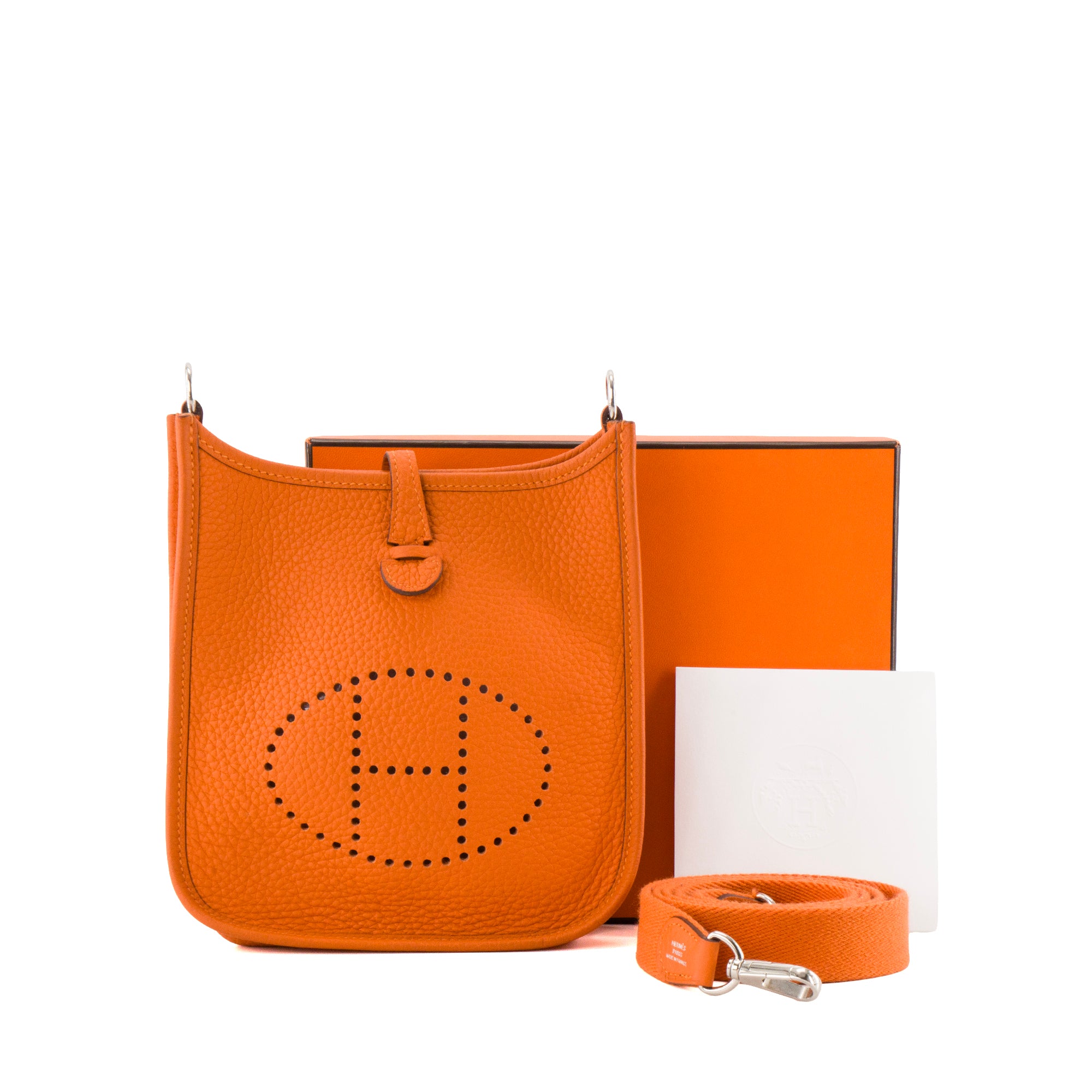 HERMÈS - Sac à bandoulière Evelyne 16 Hermès en cuir grainé orange