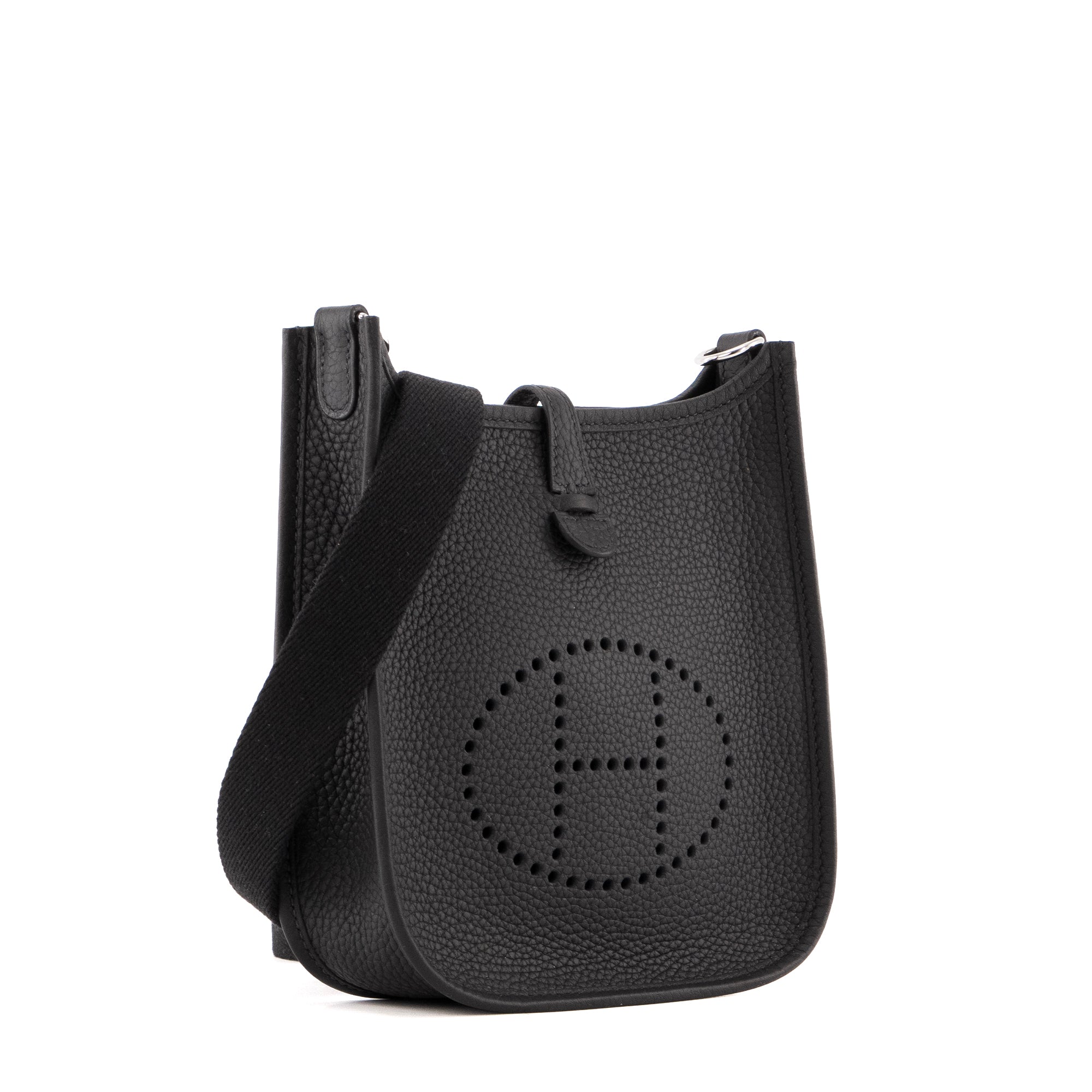 HERMÈS - Sac à bandoulière Evelyne 16 Hermès en cuir taurillon clémence noir