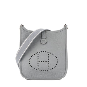 HERMÈS - Sac à bandoulière Evelyne 16 Mini Hermès en cuir clémence gris