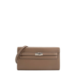 HERMÈS - Sac à bandoulière Kelly To Go Hermès en cuir tadelakt étoupe
