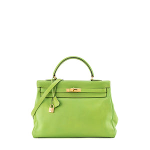 HERMÈS - Sac à épaule Kelly 35 Hermès en cuir lisse swift vert