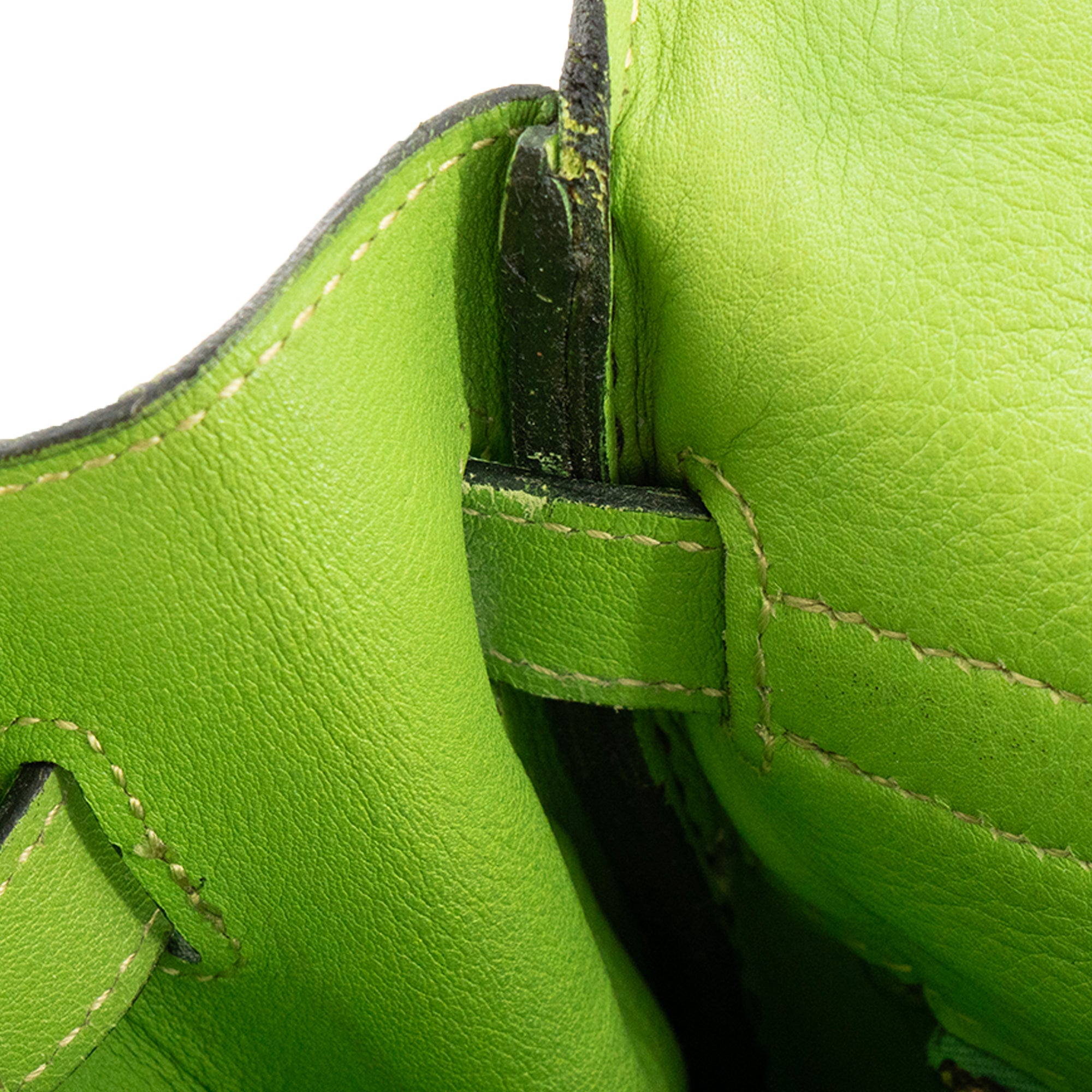 HERMÈS - Sac à épaule Kelly 35 Hermès en cuir lisse swift vert