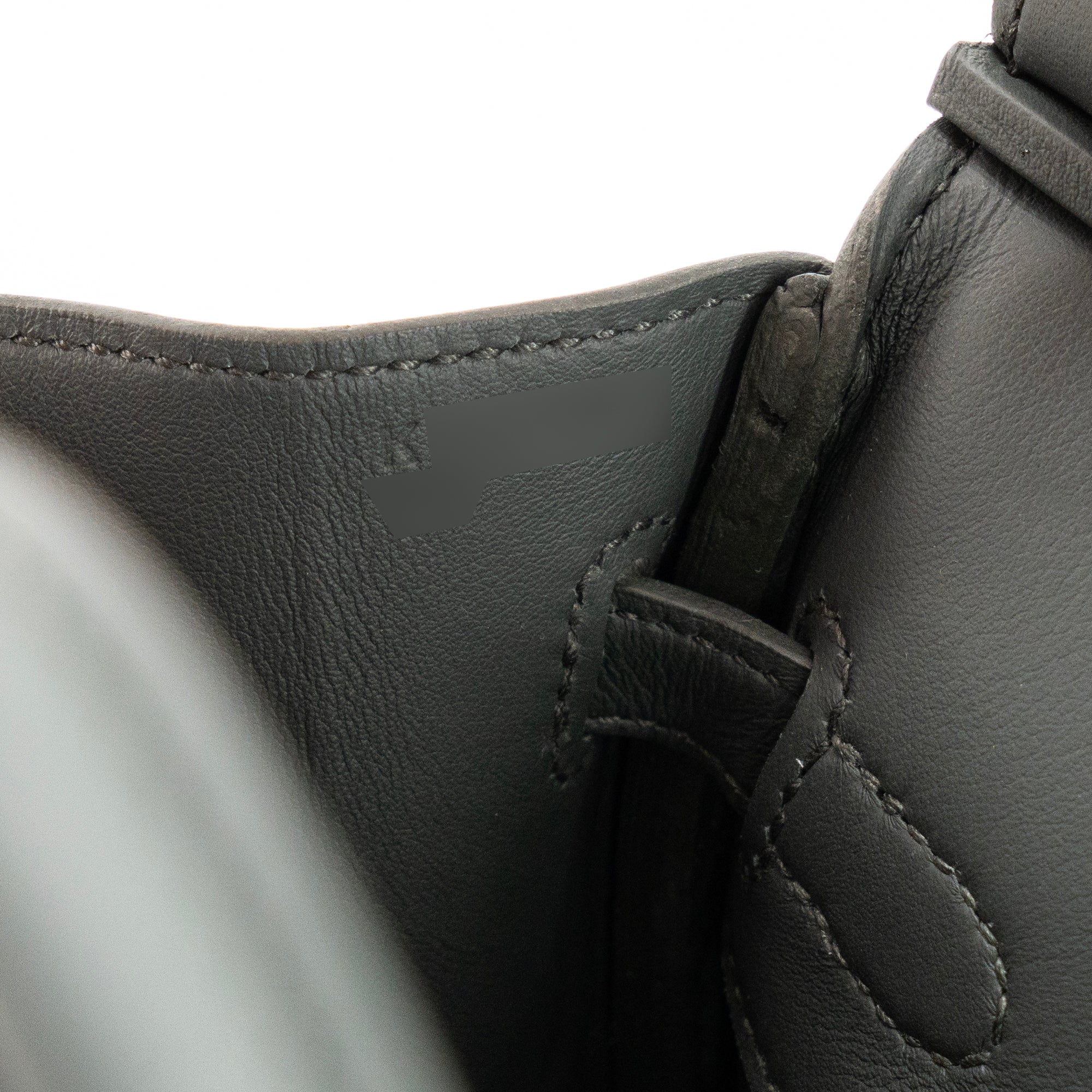 HERMÈS - Sac à main Birkin 25 Hermès en cuir swift vert mangrove