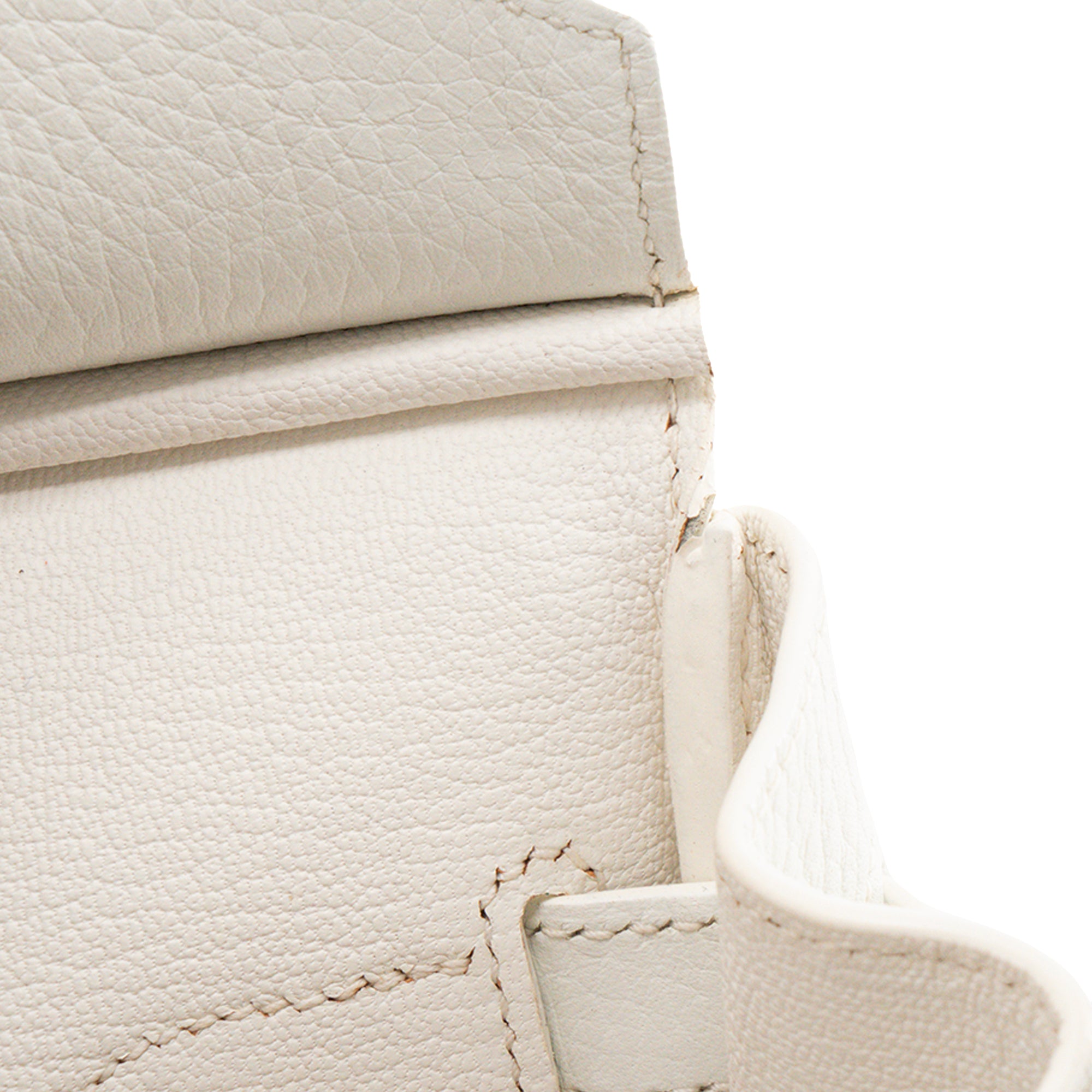 HERMÈS - Sac à main Birkin 30 Hermès en cuir togo blanc