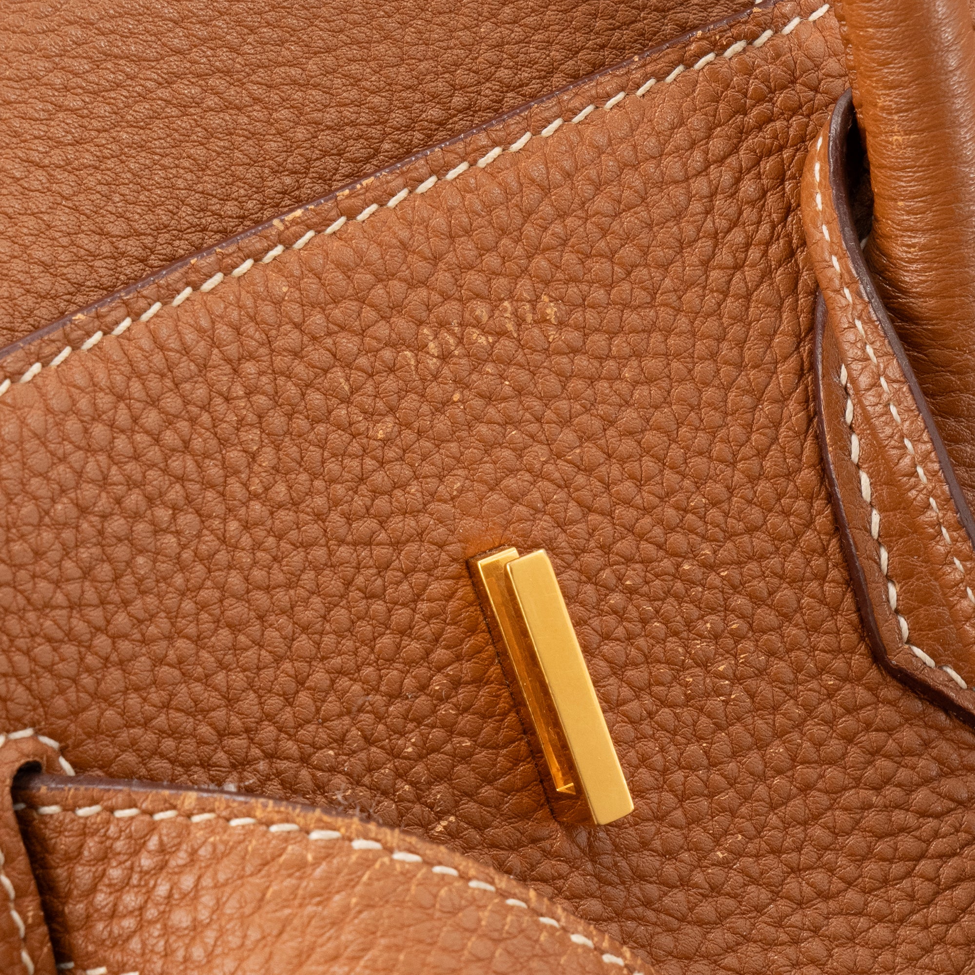 HERMÈS - Sac à main Birkin 35 Hermès en cuir clémence gold