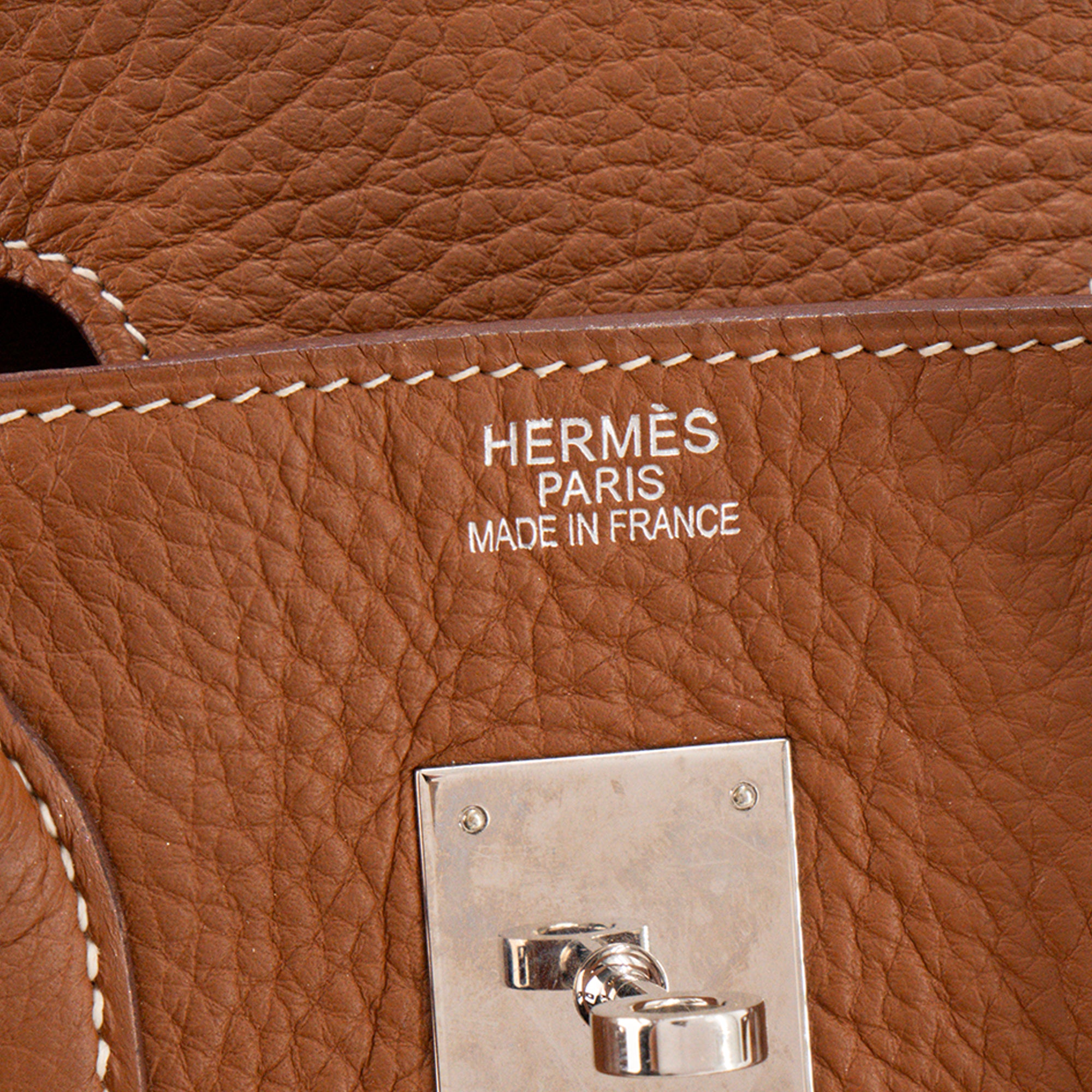 HERMÈS - Sac à main Birkin 35 Hermès en cuir clémence marron gold