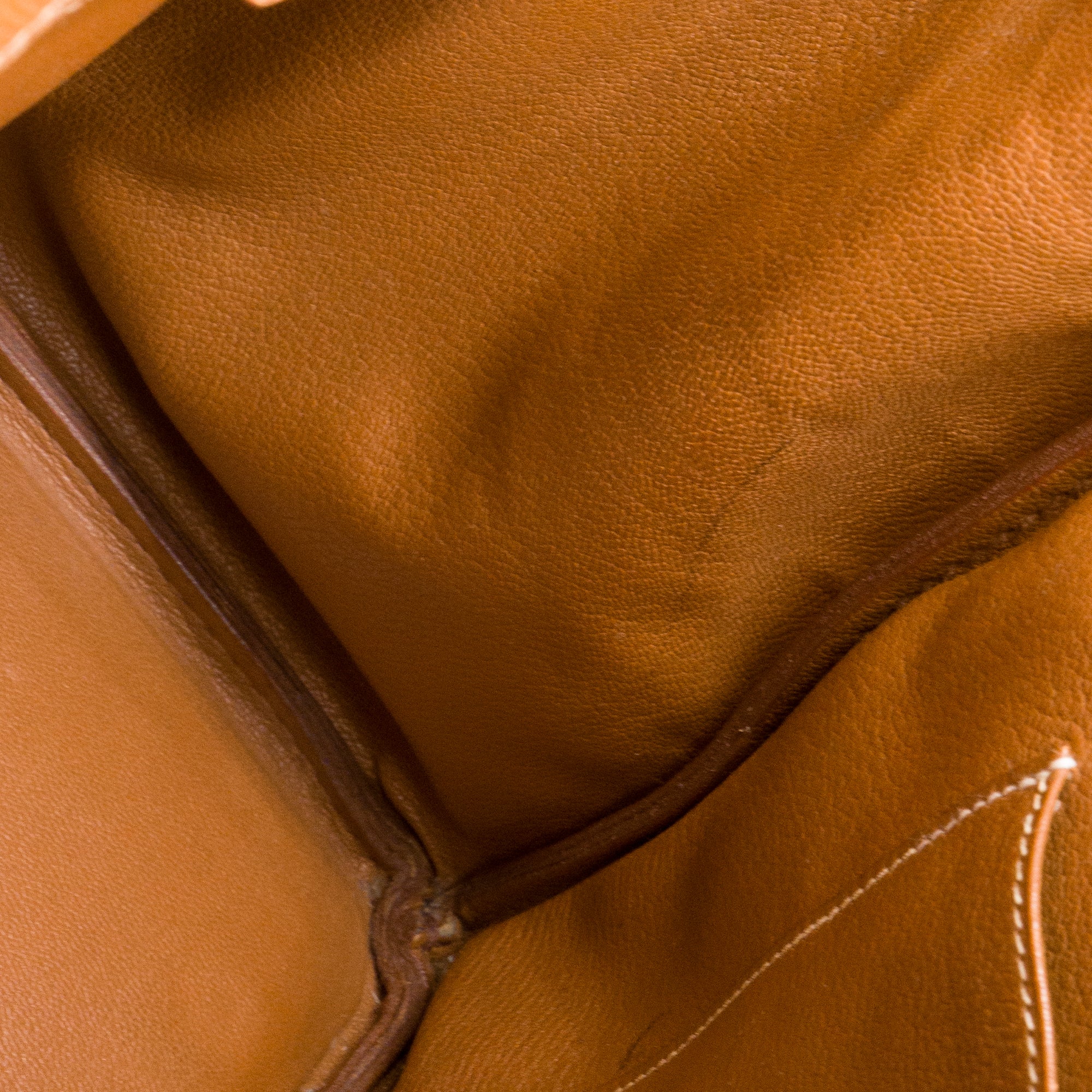 HERMÈS - Sac à main Birkin 35 Hermès en cuir epsom gold vintage