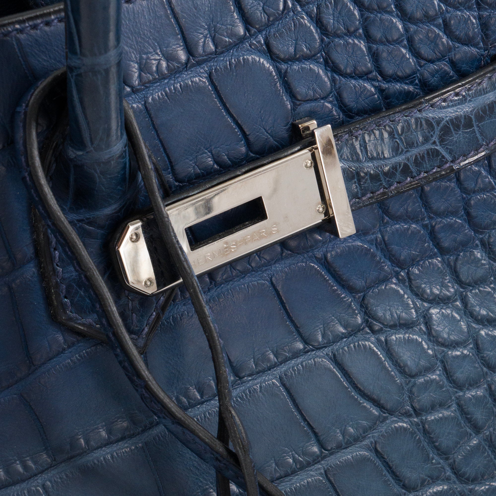 HERMÈS - Sac à main Birkin 35 Hermès en cuir exotique crocodile bleu
