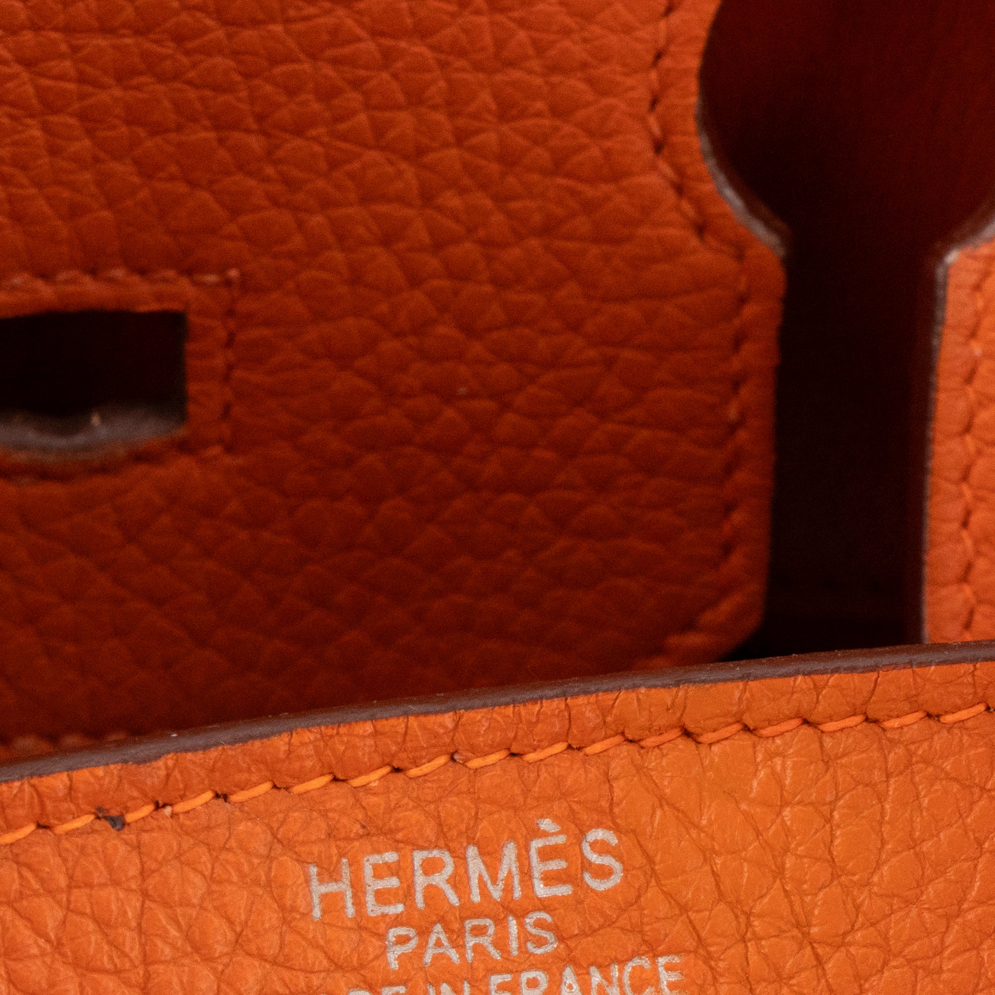 HERMÈS - Hermès Birkin 35 Handbag in Orange Togo Leather