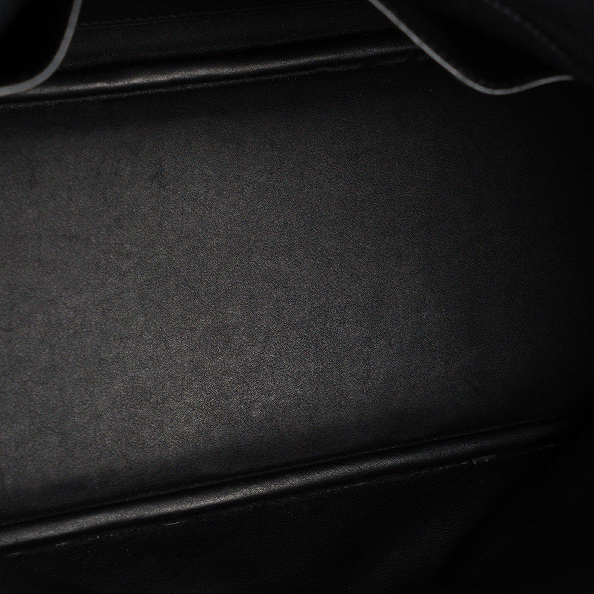 HERMÈS - Sac à main Bolide 31 Hermès en cuir clémence noir