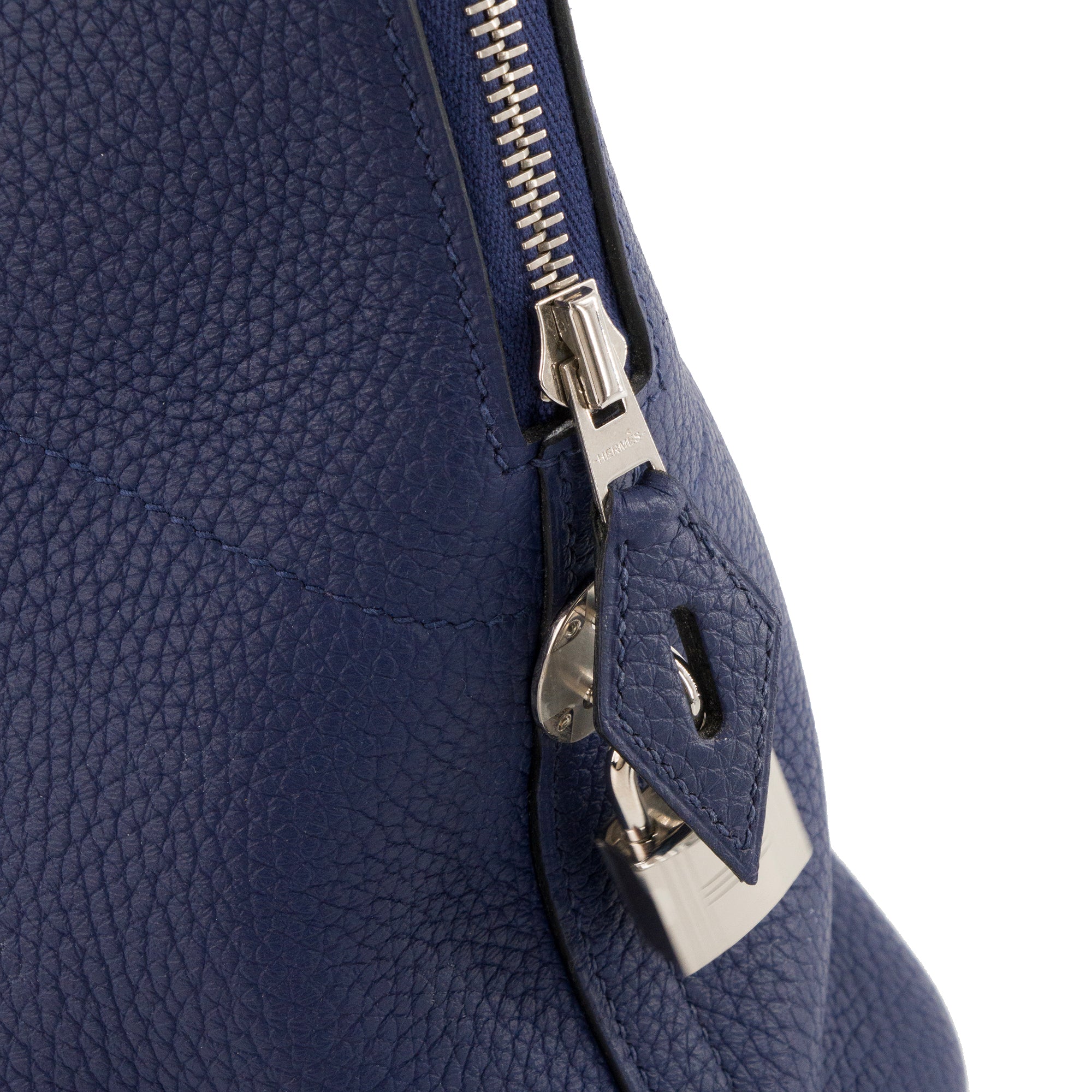 HERMÈS - Sac à main Bolide 31 Hermès en cuir taurillon clémence bleu encre