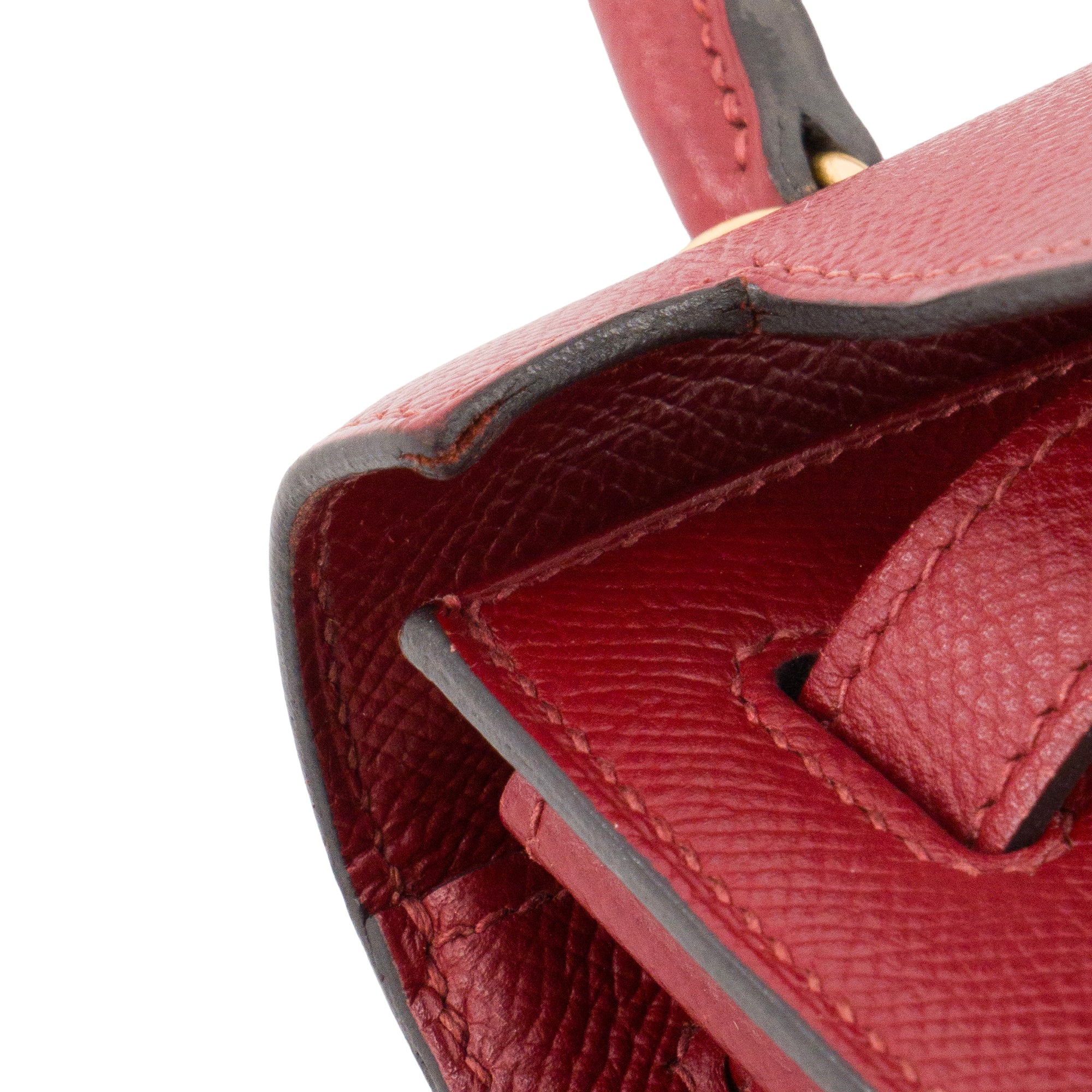 HERMÈS - Sac à bandoulière Kelly 28 Hermès en cuir epsom rouge grenat