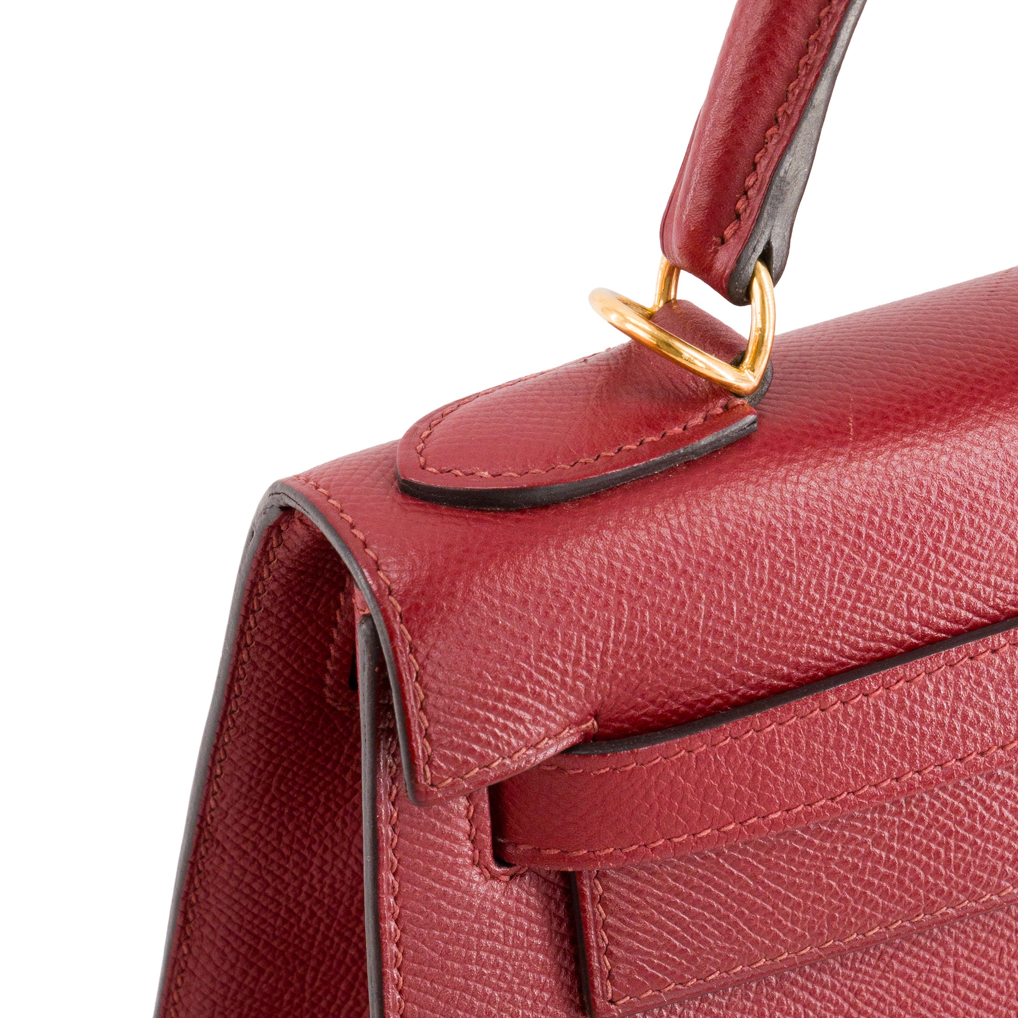 HERMÈS - Sac à bandoulière Kelly 28 Hermès en cuir epsom rouge grenat