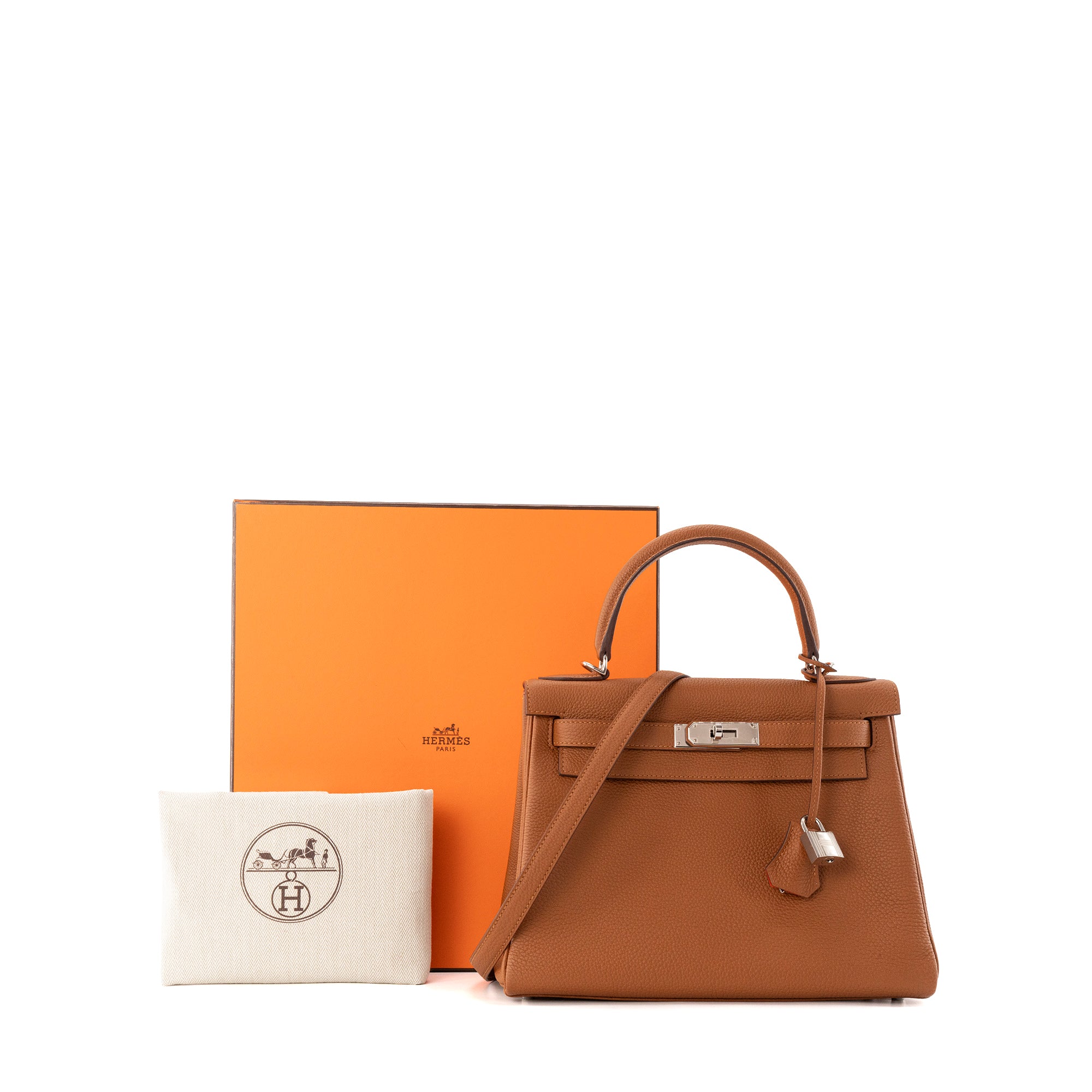 HERMÈS - Sac à main Kelly 28 Hermès en cuir togo gold HSS