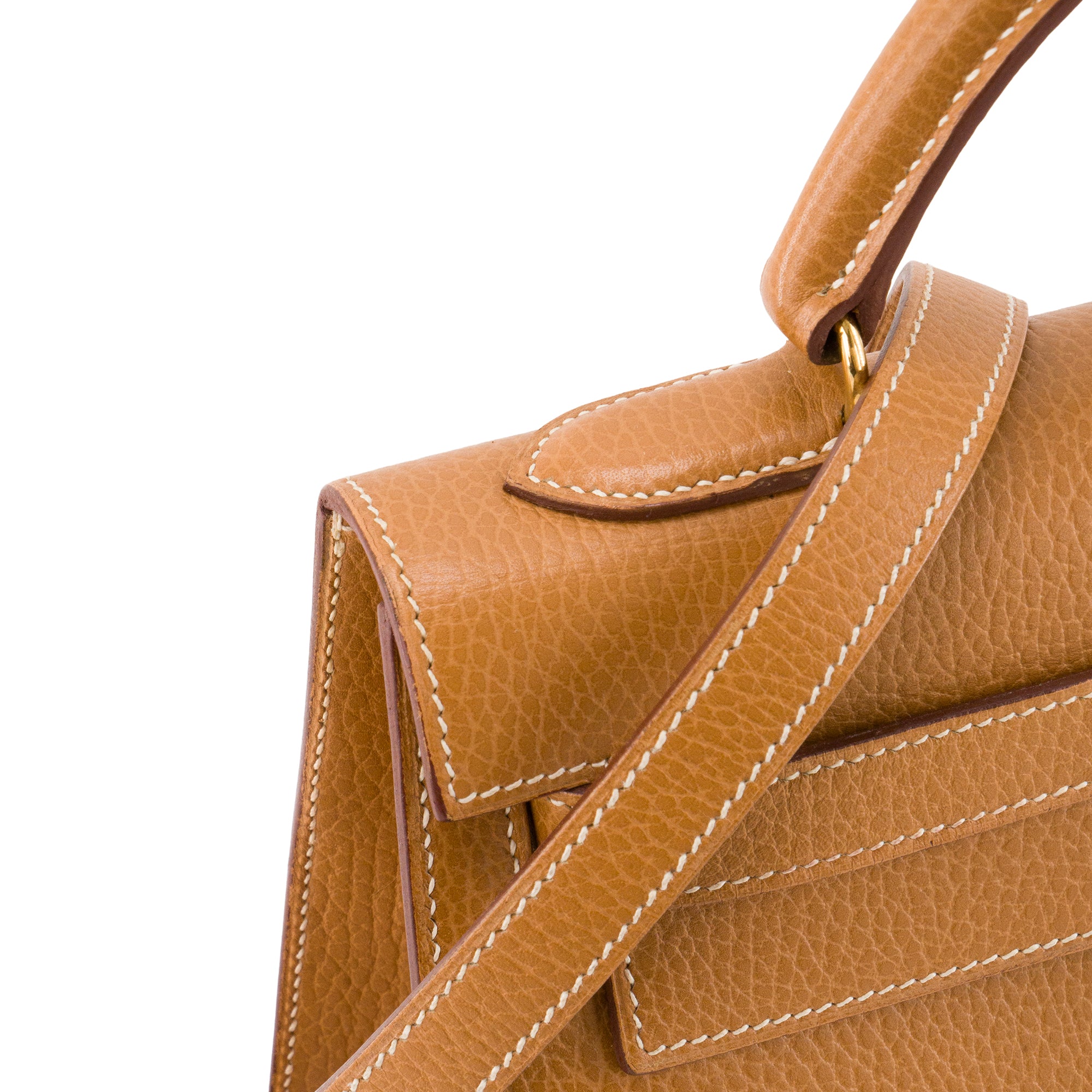HERMÈS - Sac à main Kelly 32 Hermès en cuir ardennes marron gold vintage
