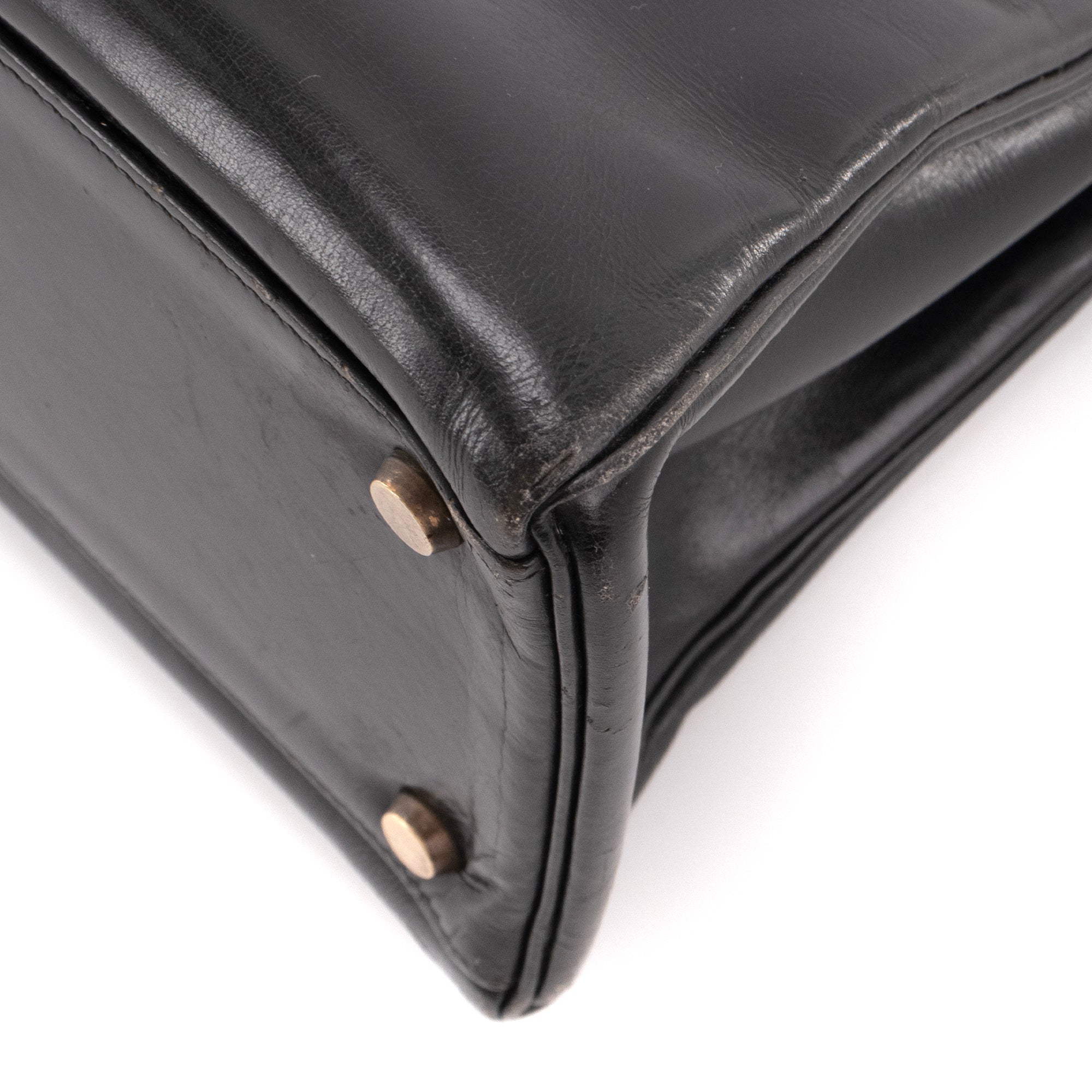 HERMÈS - Sac à main Kelly 32 Hermès en cuir box noir vintage