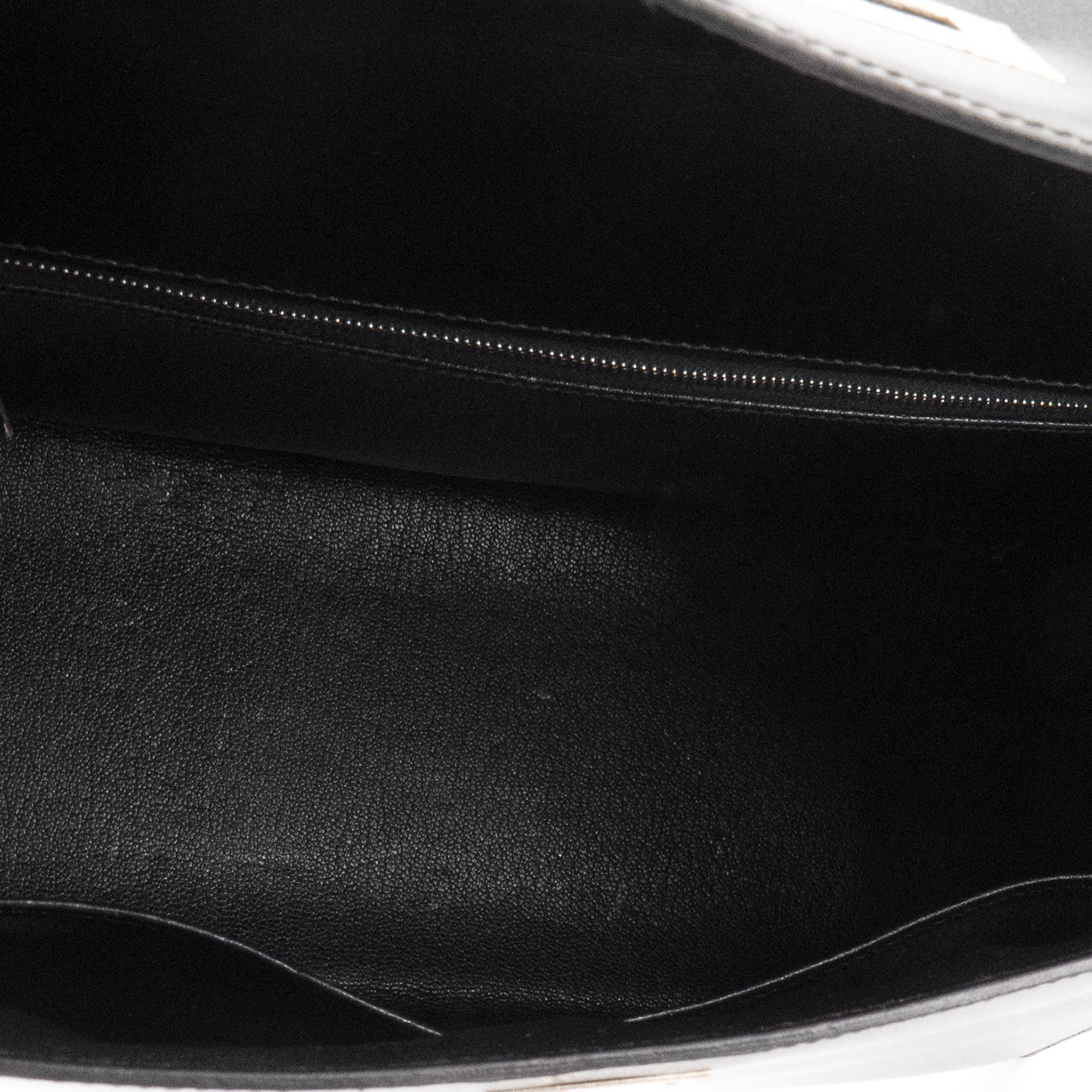 HERMÈS - Sac à main Kelly 32 Hermès en cuir box noir