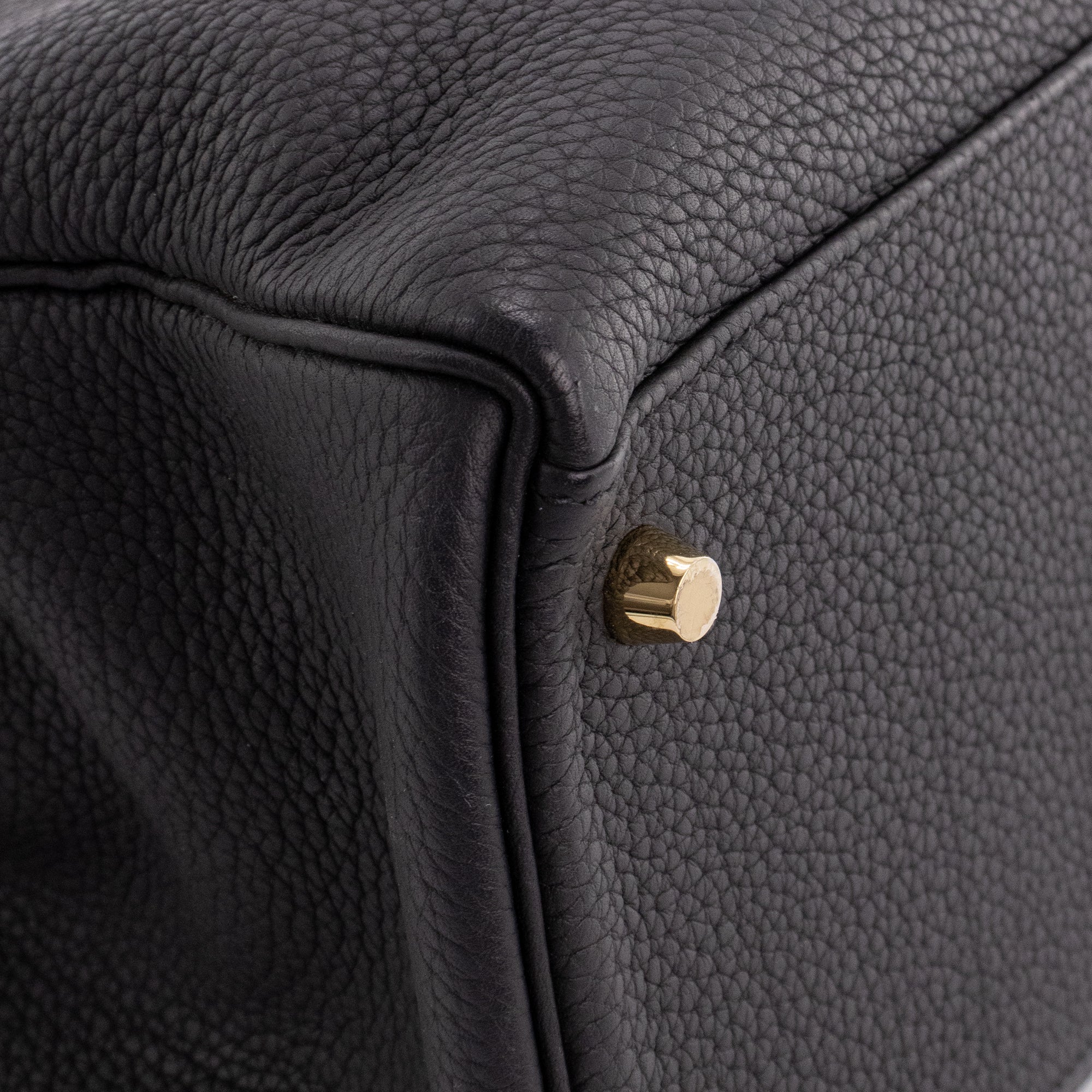 HERMÈS - Sac à main Kelly 32 Hermès en cuir togo noir