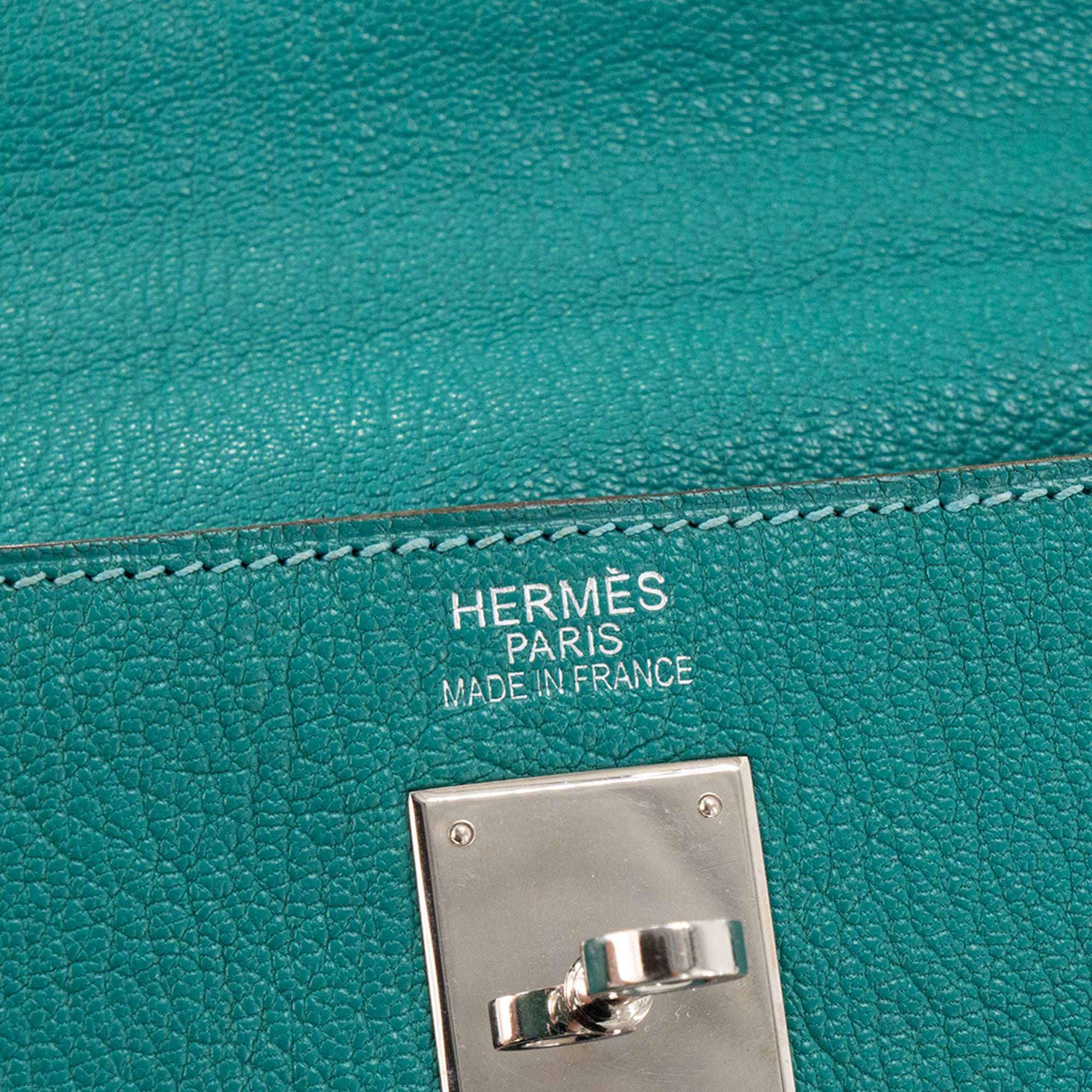HERMÈS - Sac à main Kelly 35 Hermès en cuir de Chèvre Mysore Bleu Paon