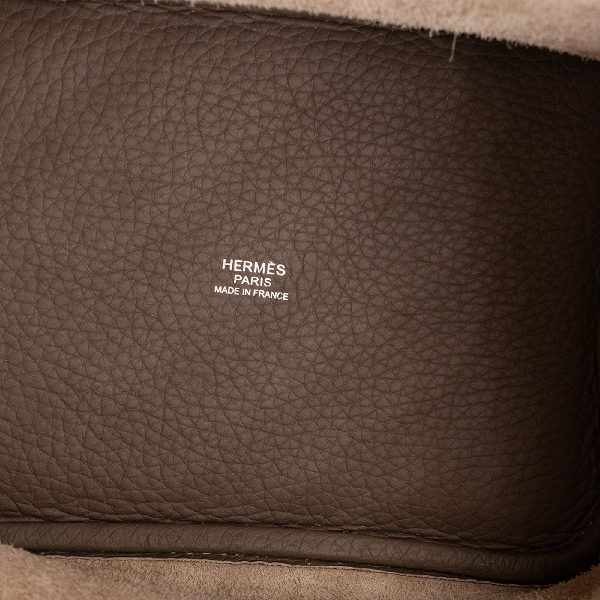 HERMÈS - Sac à main Picotin 18 Hermès en cuir clémence étoupe