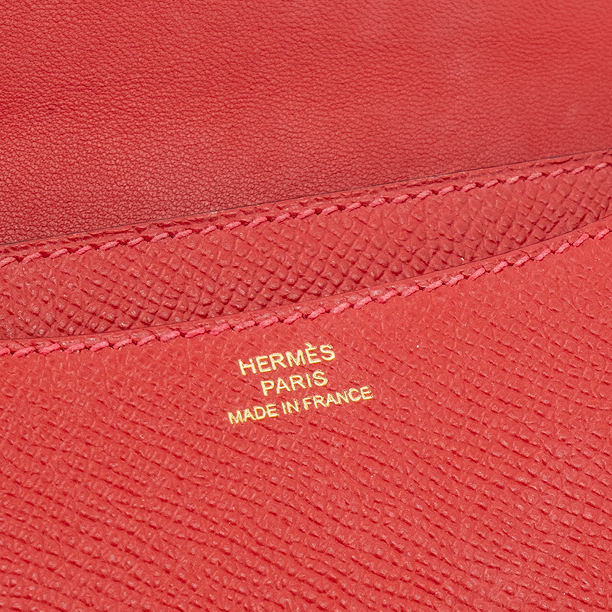 HERMÈS - Sac à bandoulière Constance 18 Hermès en cuir epsom rouge