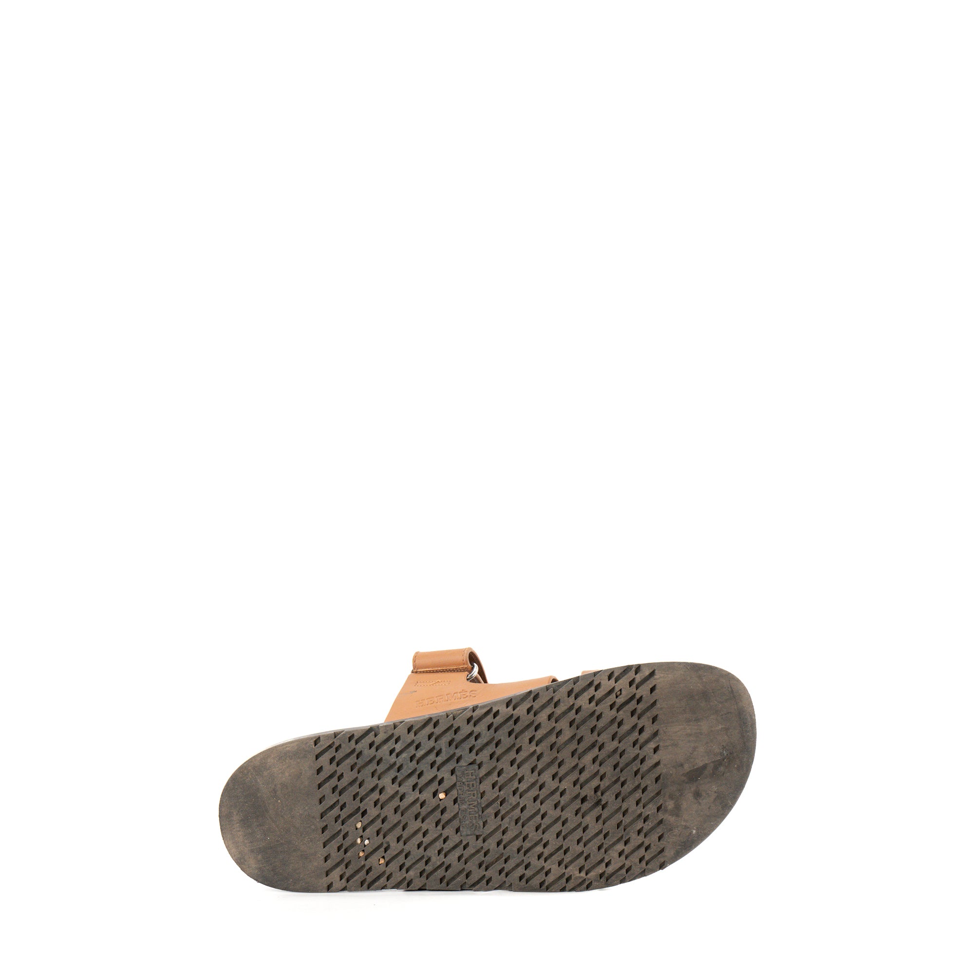 HERMÈS - Sandales Chypre Hermès en cuir lisse marron gold (T41)