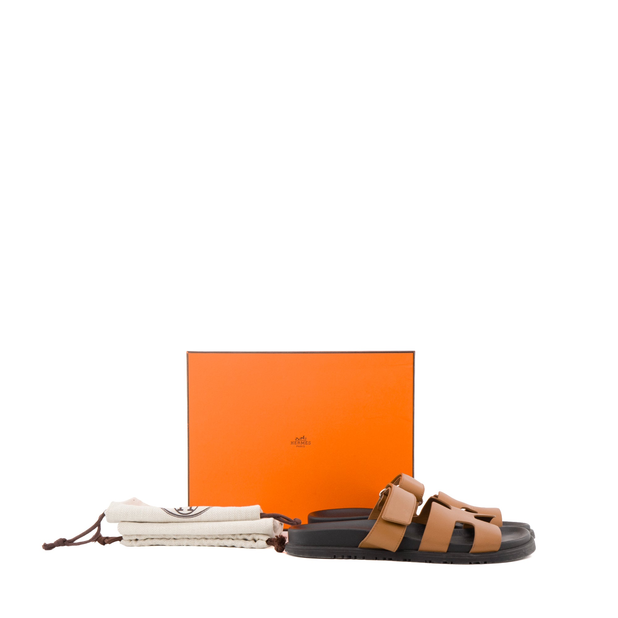 HERMÈS - Sandales Chypre Hermès en cuir marron (T38)