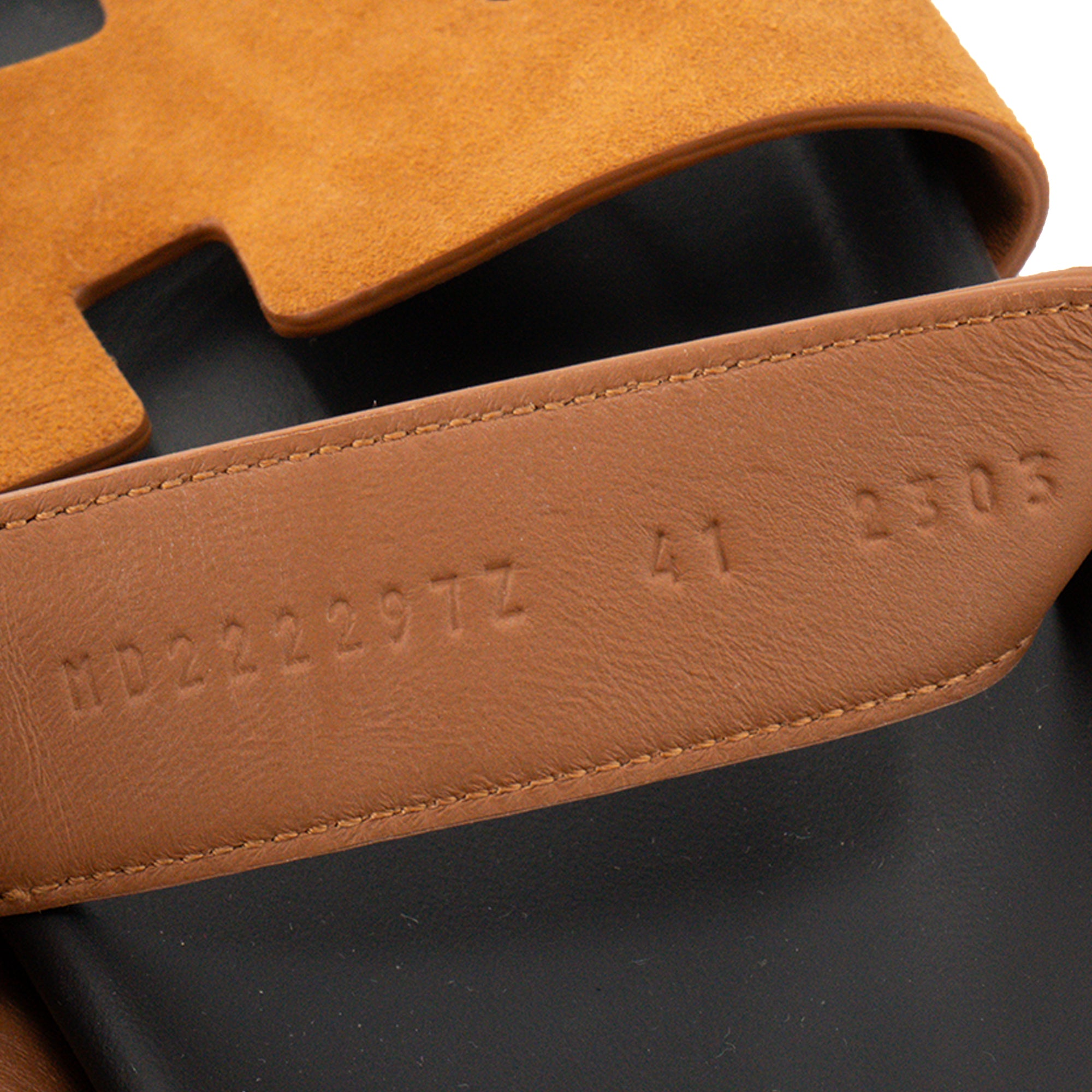 HERMÈS - Sandales Chypre Hermès en daim marron (T41)