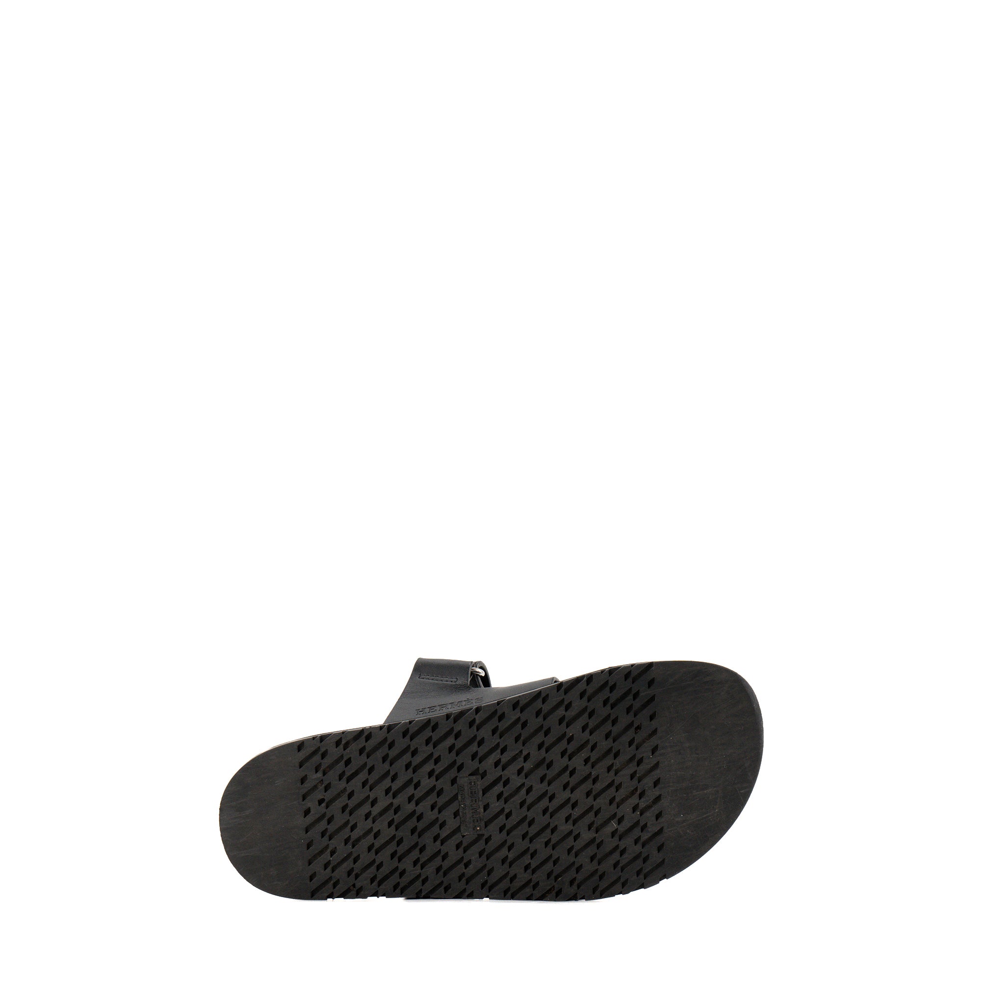HERMÈS - Sandales Chypre Hermès en cuir lisse noir (T37)