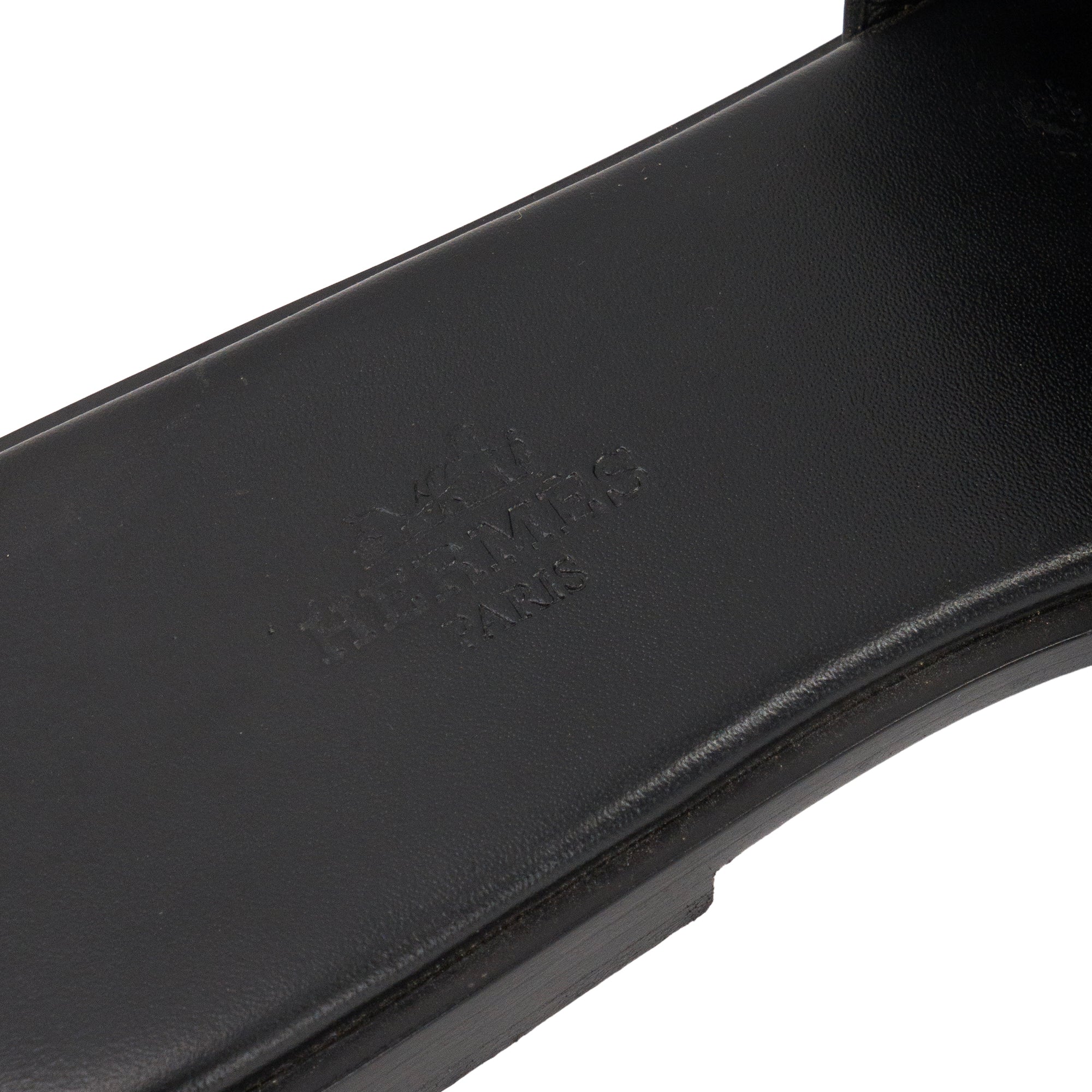 HERMÈS - Sandales Giulia Hermès en cuir lisse noir (T37)