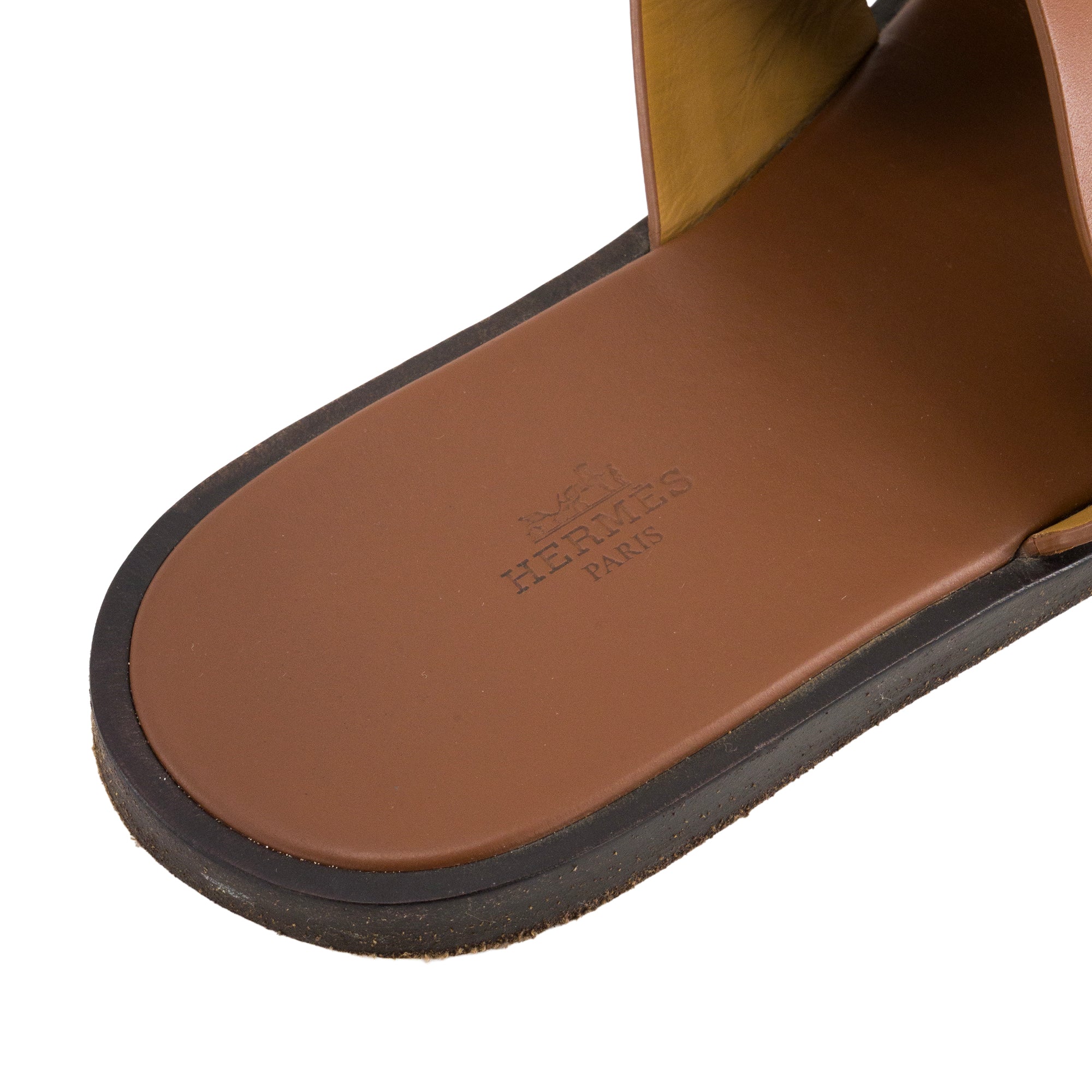 HERMÈS - Sandales Izmir Hermès en cuir lisse marron (T43)