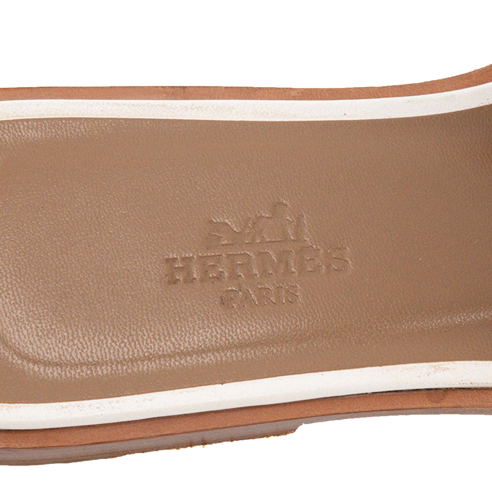 HERMÈS - Sandales Oran Hermès en cuir blanc (T35)