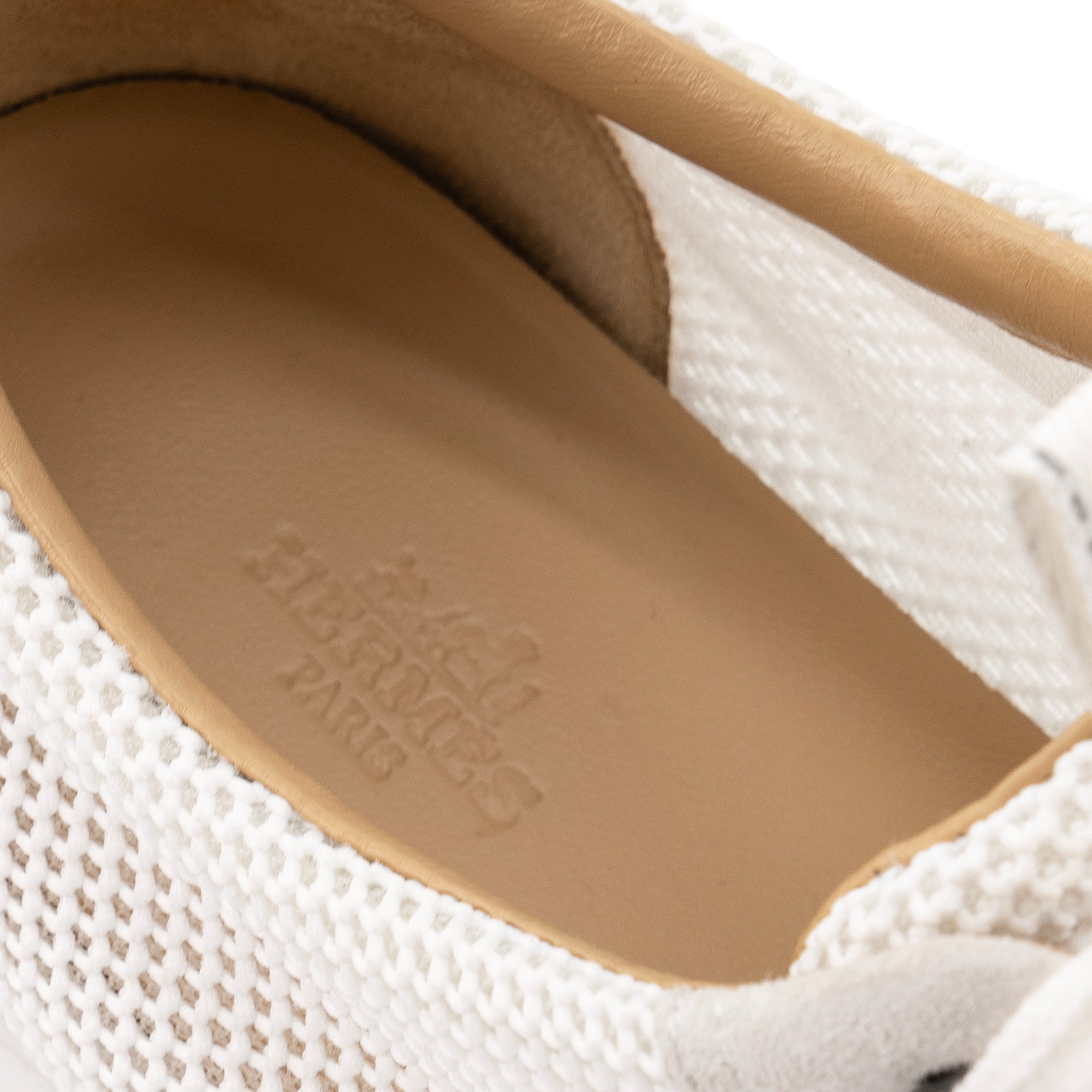 HERMÈS - Sneakers Azur Hermès en toile et daim blanc cassé (T39.5)