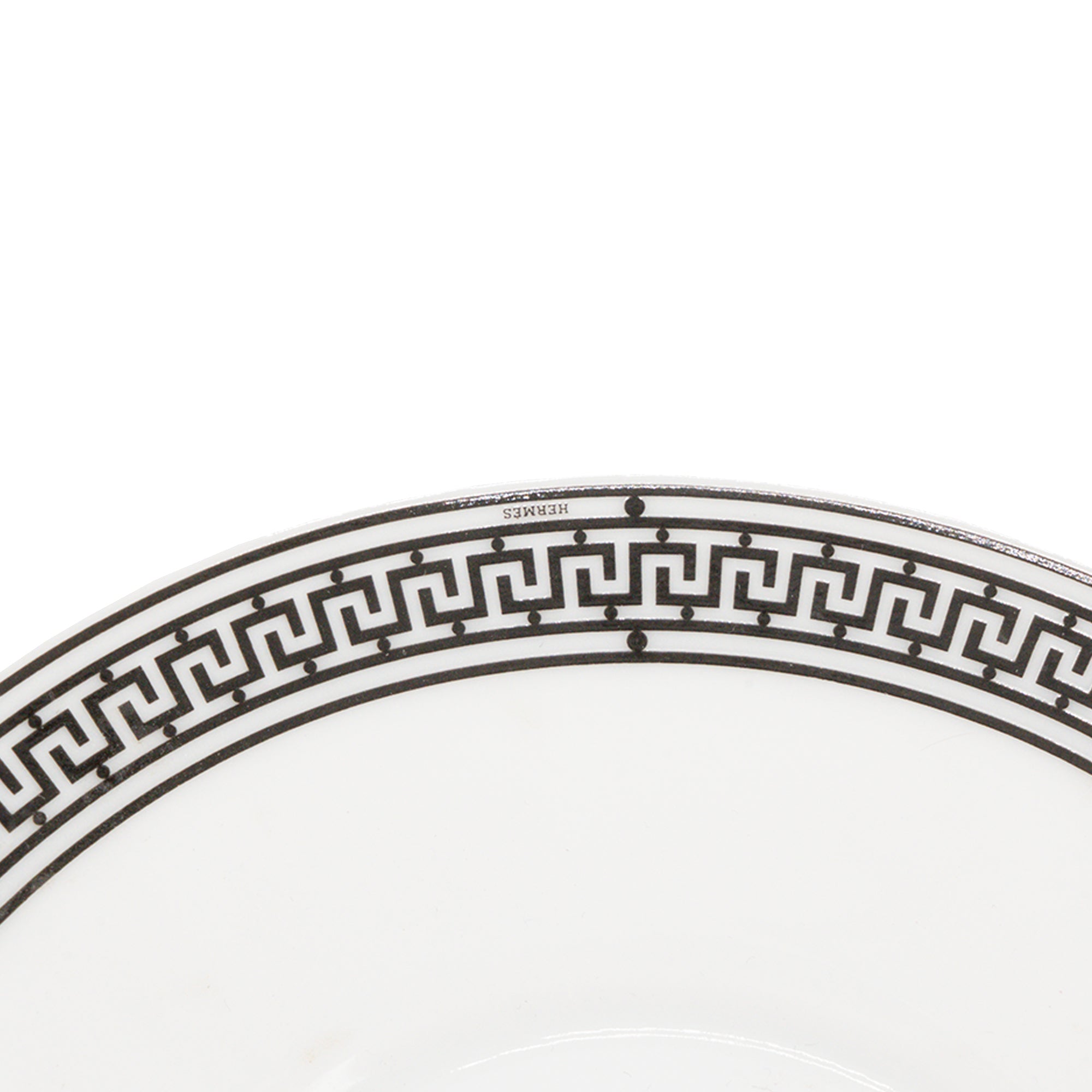 HERMES - Tasses à thé et soucoupes H Déco Hermès en porcelaine blanche et noire
